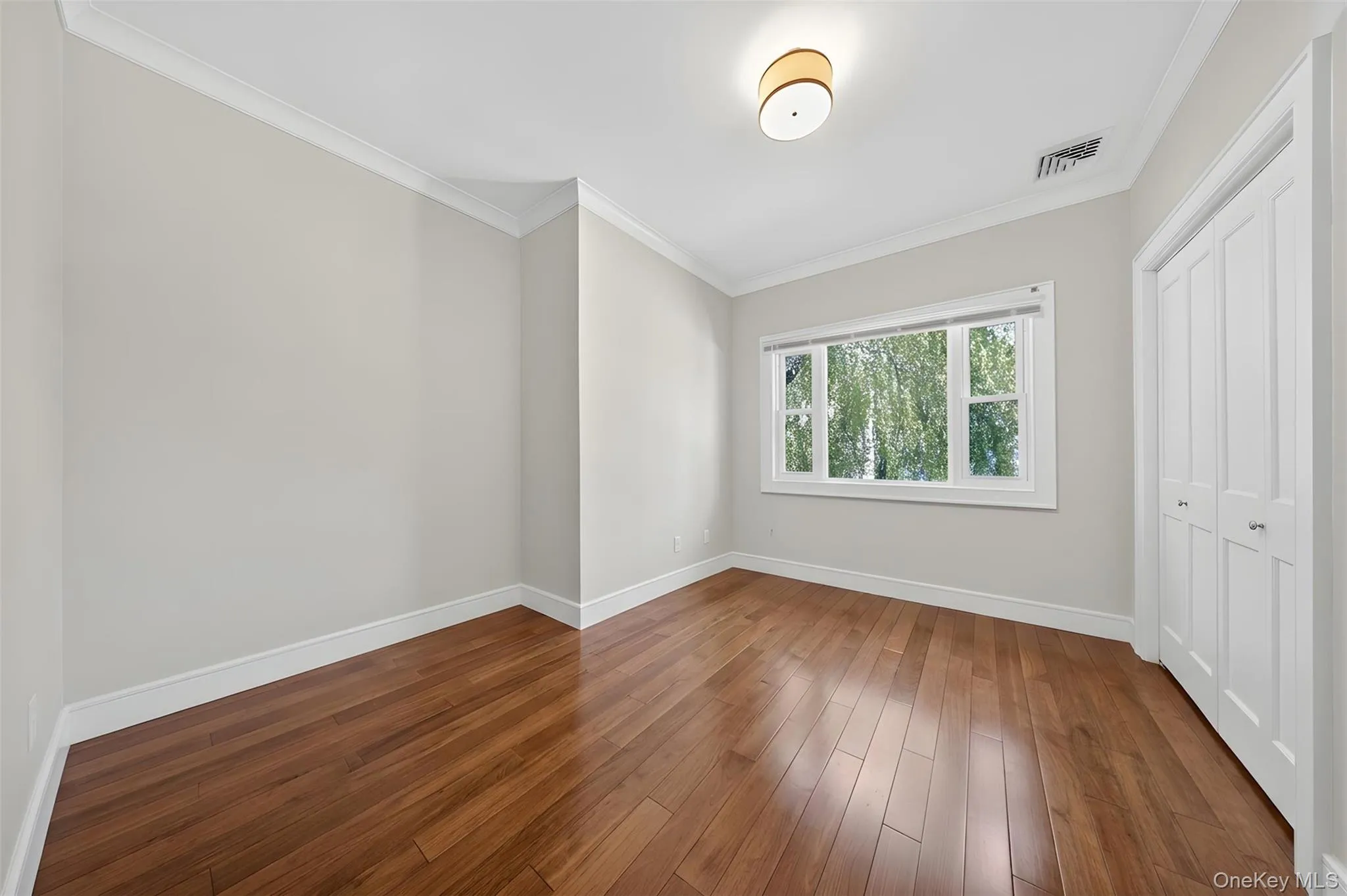 146-24 Bayside Avenue, New York, NY, 4 Bedrooms Bedrooms, 8 Rooms Rooms,3 BathroomsBathrooms,Residential,For Rent,Bayside,0,1012654 146-24 Bayside Avenue, New York, NY, 4 Bedrooms Bedrooms, 8 Rooms Rooms,3 BathroomsBathrooms,Residential,For Rent,Bayside,0,1012654