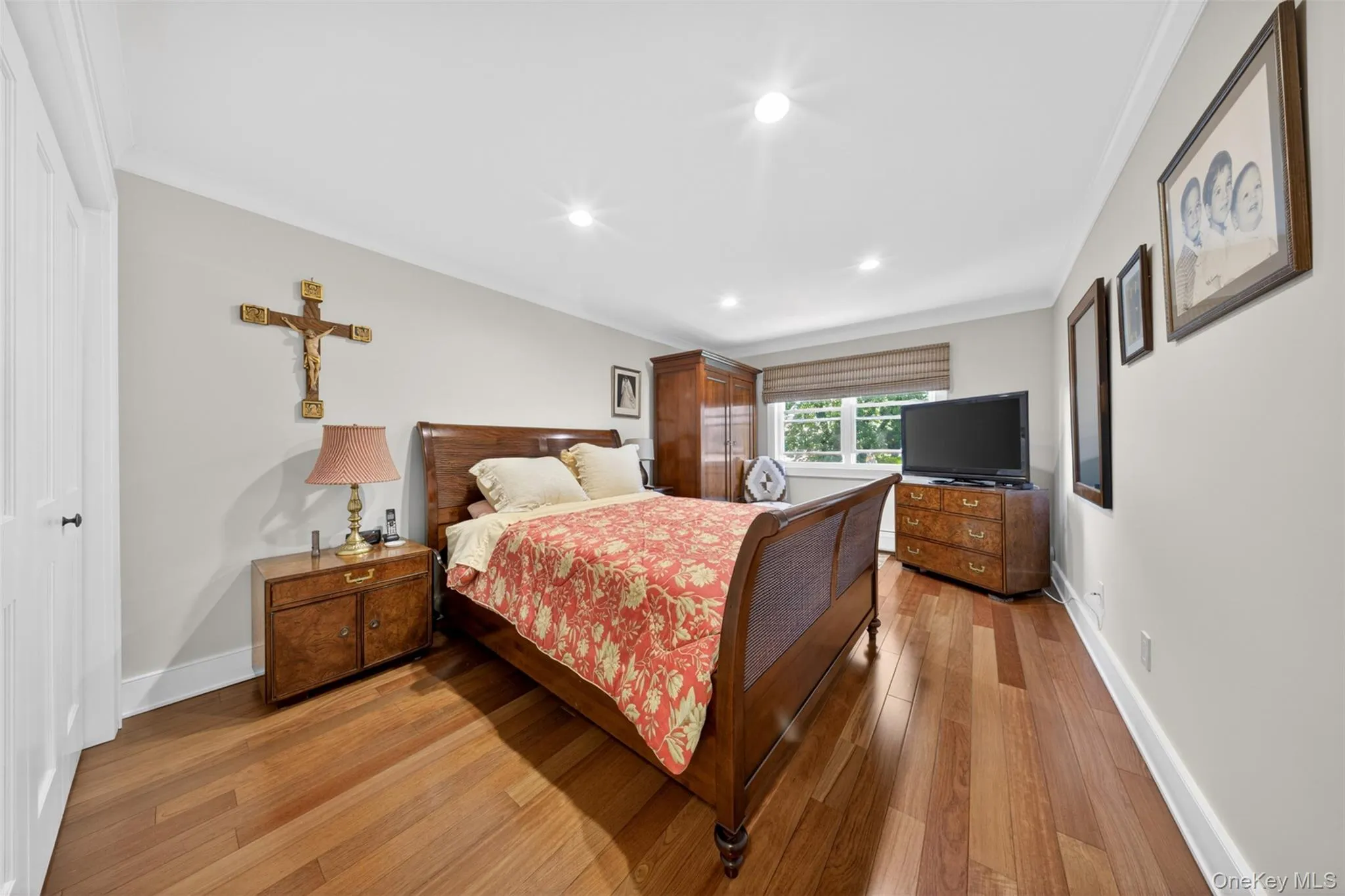 146-24 Bayside Avenue, New York, NY, 4 Bedrooms Bedrooms, 8 Rooms Rooms,3 BathroomsBathrooms,Residential,For Rent,Bayside,0,1012654 146-24 Bayside Avenue, New York, NY, 4 Bedrooms Bedrooms, 8 Rooms Rooms,3 BathroomsBathrooms,Residential,For Rent,Bayside,0,1012654