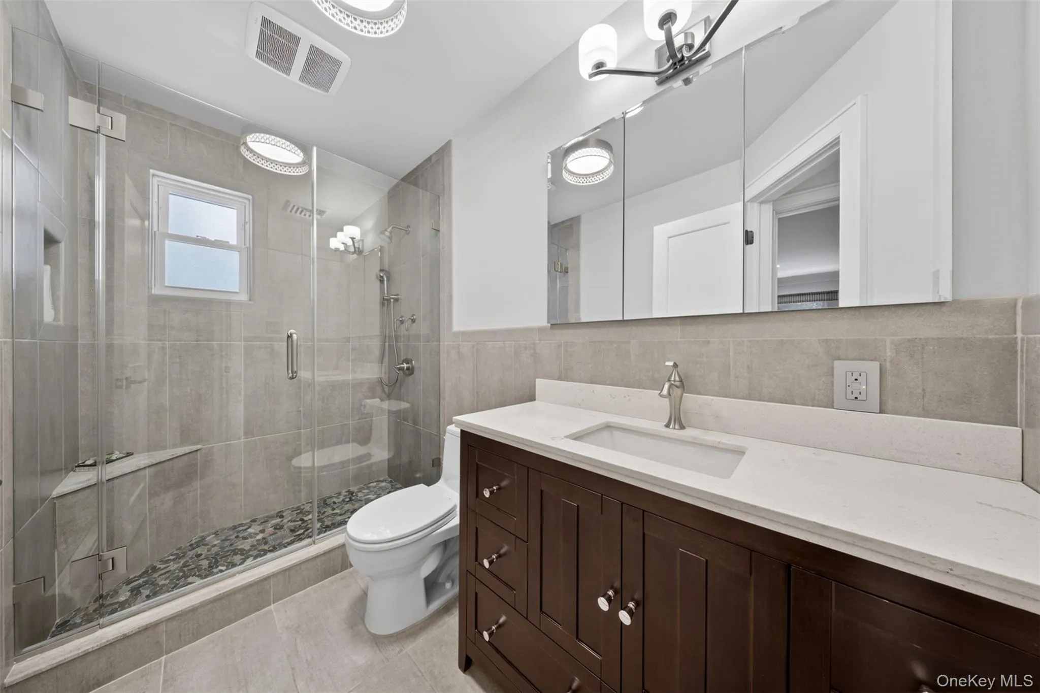 146-24 Bayside Avenue, New York, NY, 4 Bedrooms Bedrooms, 8 Rooms Rooms,3 BathroomsBathrooms,Residential,For Rent,Bayside,0,1012654 146-24 Bayside Avenue, New York, NY, 4 Bedrooms Bedrooms, 8 Rooms Rooms,3 BathroomsBathrooms,Residential,For Rent,Bayside,0,1012654