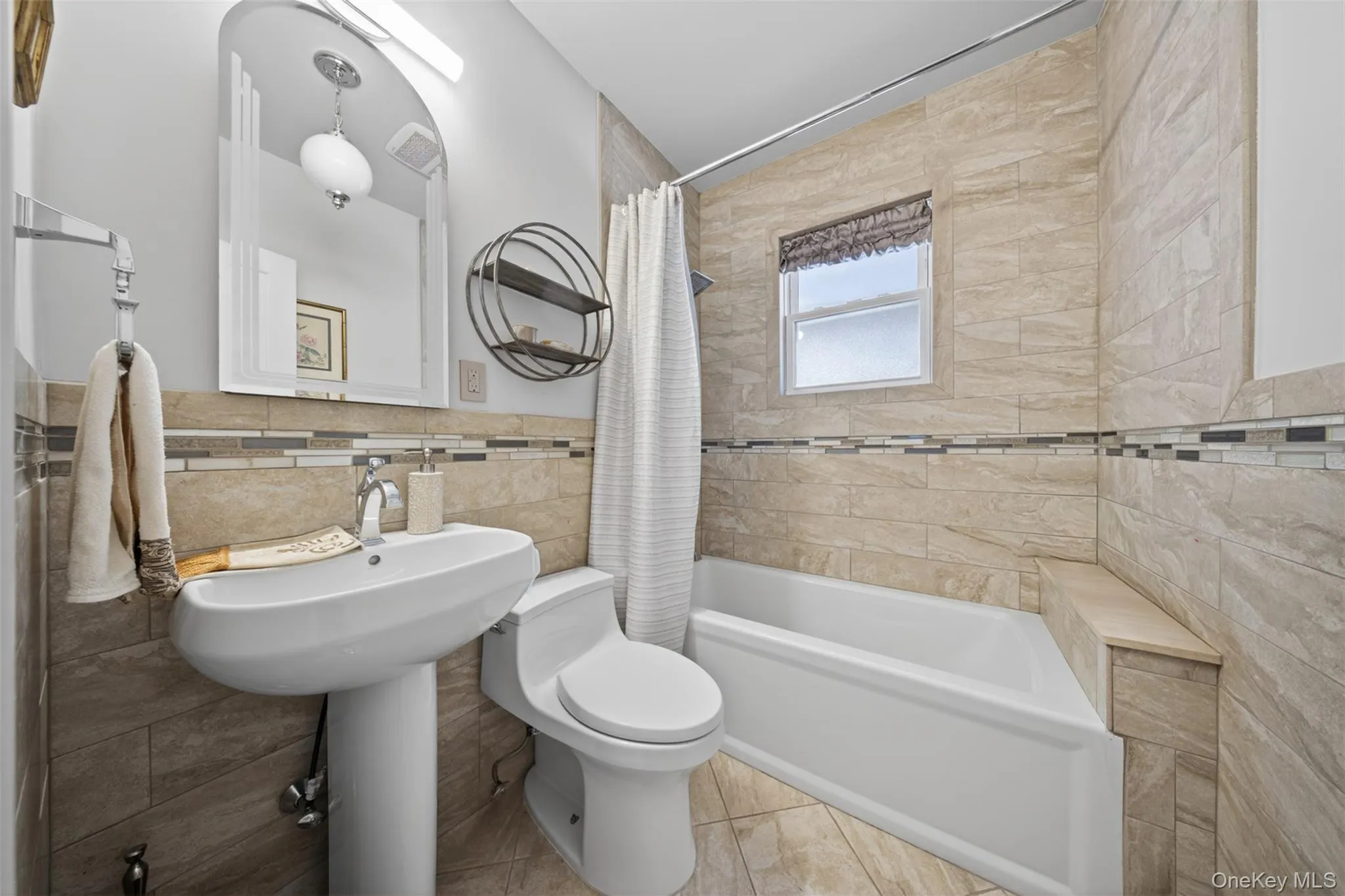 146-24 Bayside Avenue, New York, NY, 4 Bedrooms Bedrooms, 8 Rooms Rooms,3 BathroomsBathrooms,Residential,For Rent,Bayside,0,1012654 146-24 Bayside Avenue, New York, NY, 4 Bedrooms Bedrooms, 8 Rooms Rooms,3 BathroomsBathrooms,Residential,For Rent,Bayside,0,1012654
