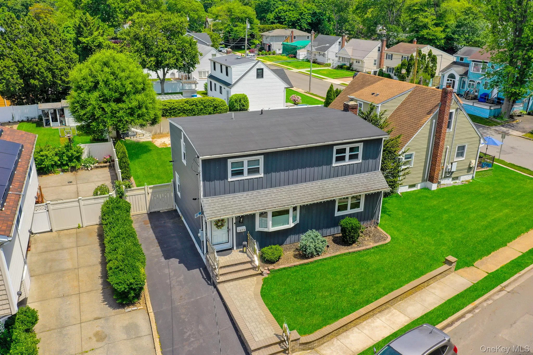 1893 Meadowbrook Road, Hempstead, NY, 4 Bedrooms Bedrooms, 8 Rooms Rooms,2 BathroomsBathrooms,Residential,For Rent,Meadowbrook,0,1012655 1893 Meadowbrook Road, Hempstead, NY, 4 Bedrooms Bedrooms, 8 Rooms Rooms,2 BathroomsBathrooms,Residential,For Rent,Meadowbrook,0,1012655