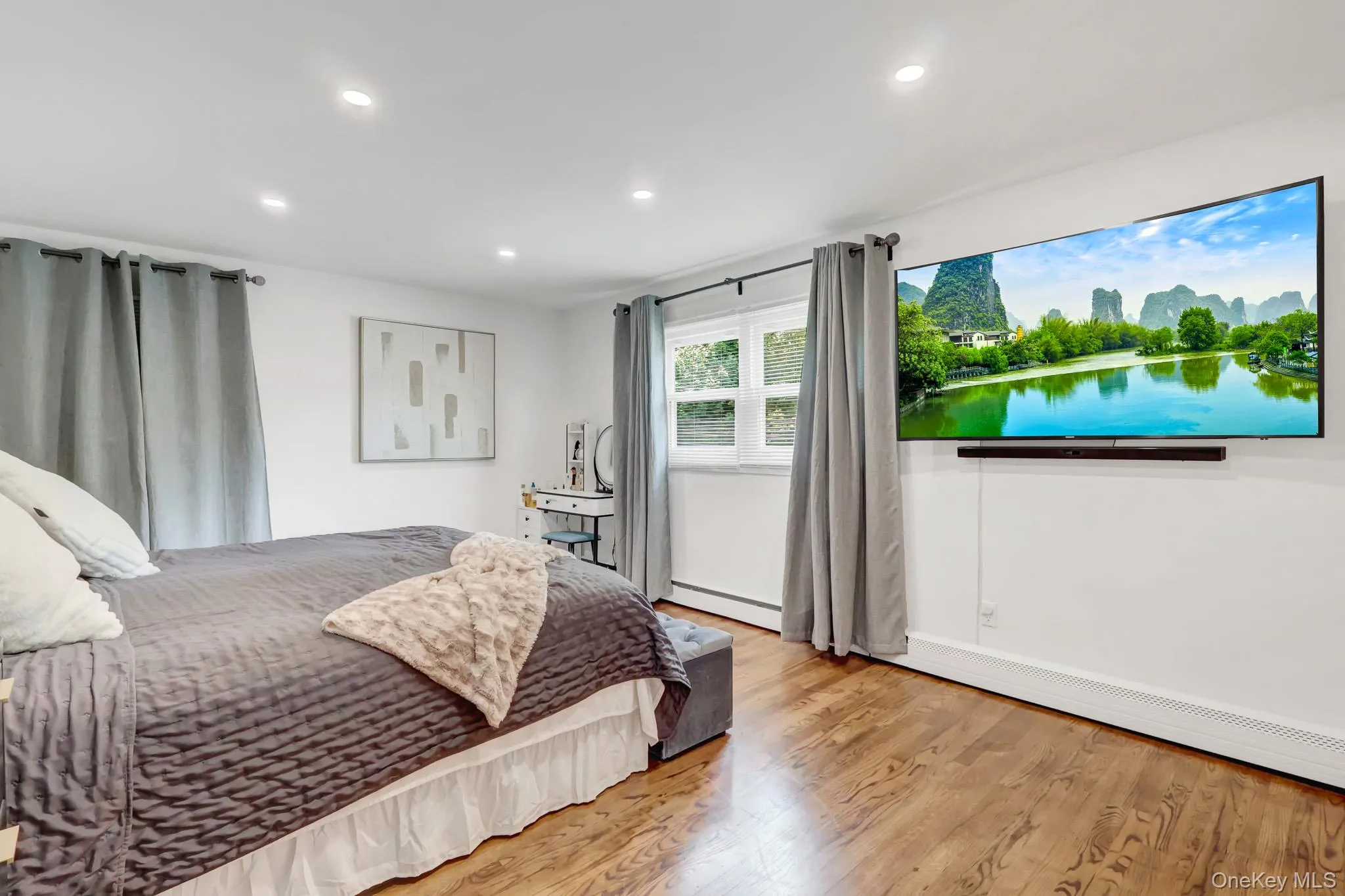 1893 Meadowbrook Road, Hempstead, NY, 4 Bedrooms Bedrooms, 8 Rooms Rooms,2 BathroomsBathrooms,Residential,For Rent,Meadowbrook,0,1012655 1893 Meadowbrook Road, Hempstead, NY, 4 Bedrooms Bedrooms, 8 Rooms Rooms,2 BathroomsBathrooms,Residential,For Rent,Meadowbrook,0,1012655