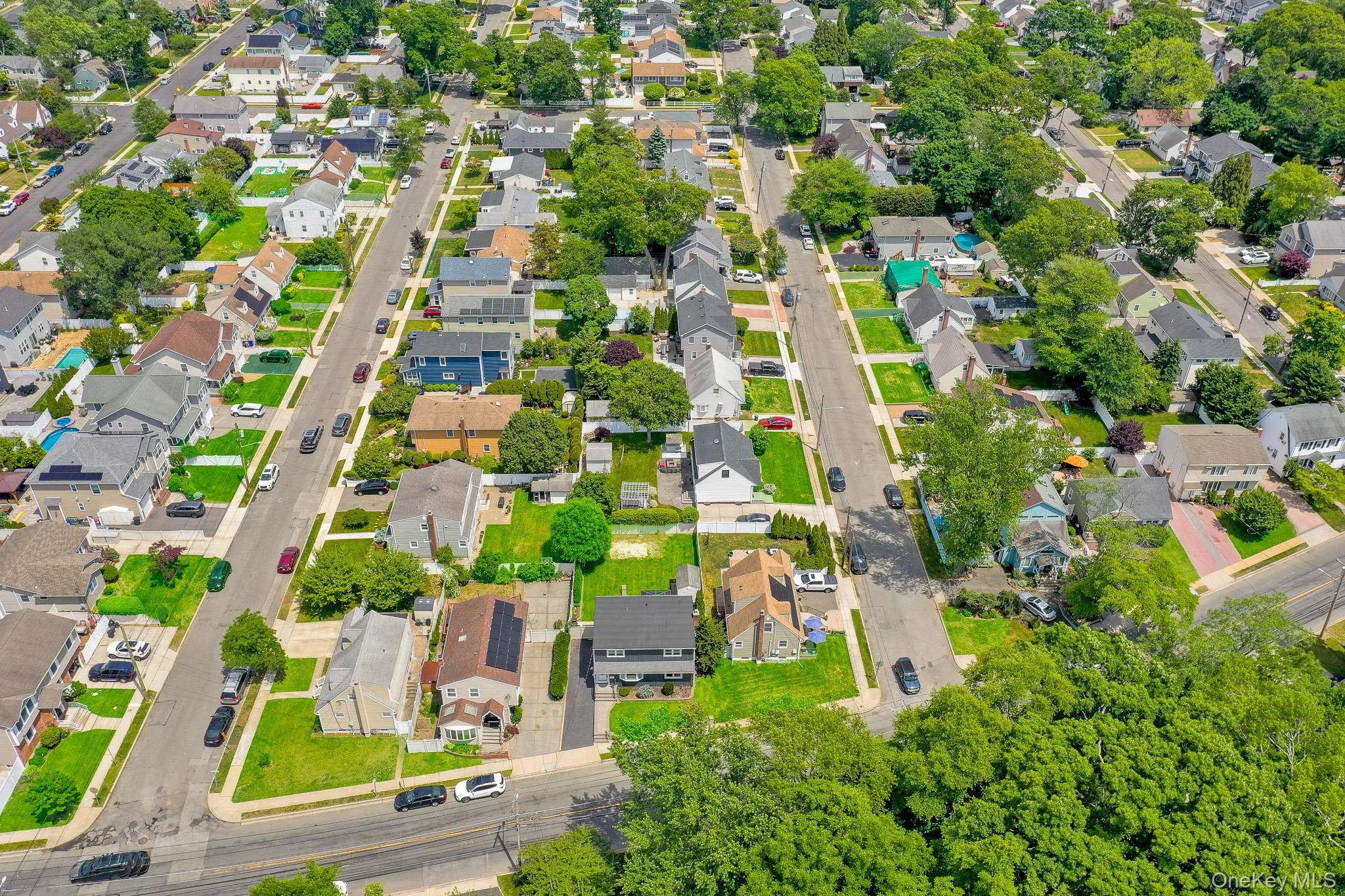 1893 Meadowbrook Road, Hempstead, NY, 4 Bedrooms Bedrooms, 8 Rooms Rooms,2 BathroomsBathrooms,Residential,For Rent,Meadowbrook,0,1012655 1893 Meadowbrook Road, Hempstead, NY, 4 Bedrooms Bedrooms, 8 Rooms Rooms,2 BathroomsBathrooms,Residential,For Rent,Meadowbrook,0,1012655