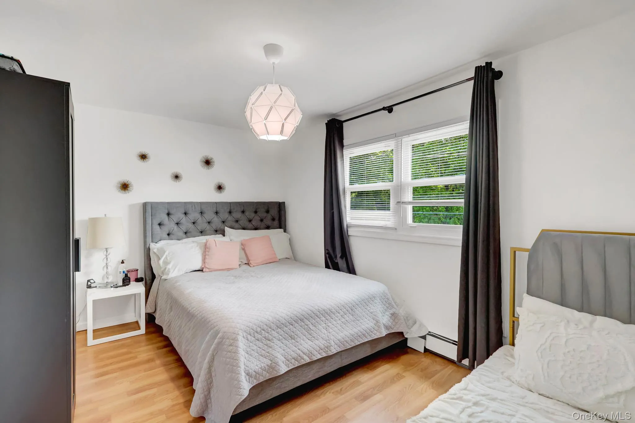 1893 Meadowbrook Road, Hempstead, NY, 4 Bedrooms Bedrooms, 8 Rooms Rooms,2 BathroomsBathrooms,Residential,For Rent,Meadowbrook,0,1012655 1893 Meadowbrook Road, Hempstead, NY, 4 Bedrooms Bedrooms, 8 Rooms Rooms,2 BathroomsBathrooms,Residential,For Rent,Meadowbrook,0,1012655