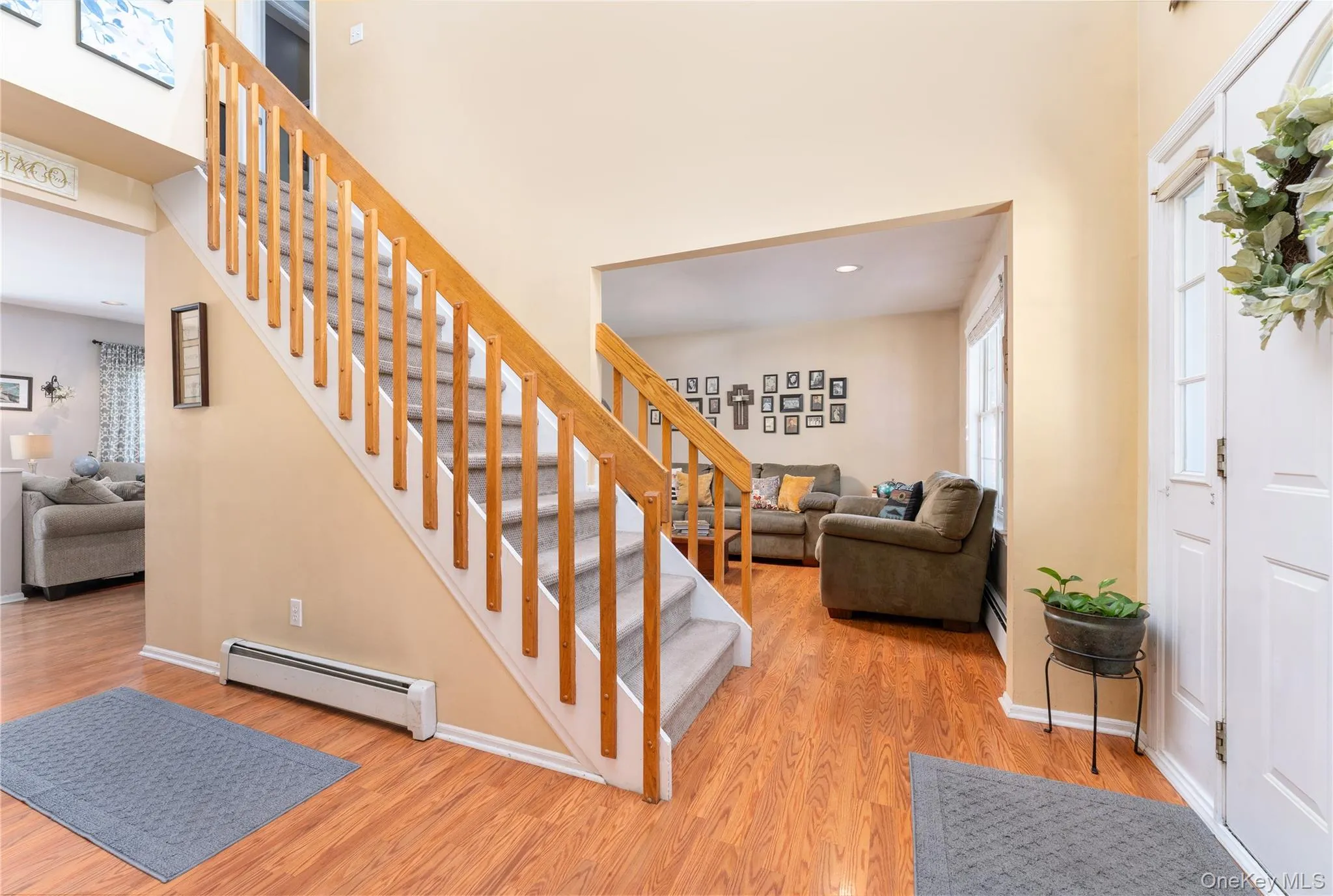 2 story front entry with striking stairway 2 story front entry with striking stairway