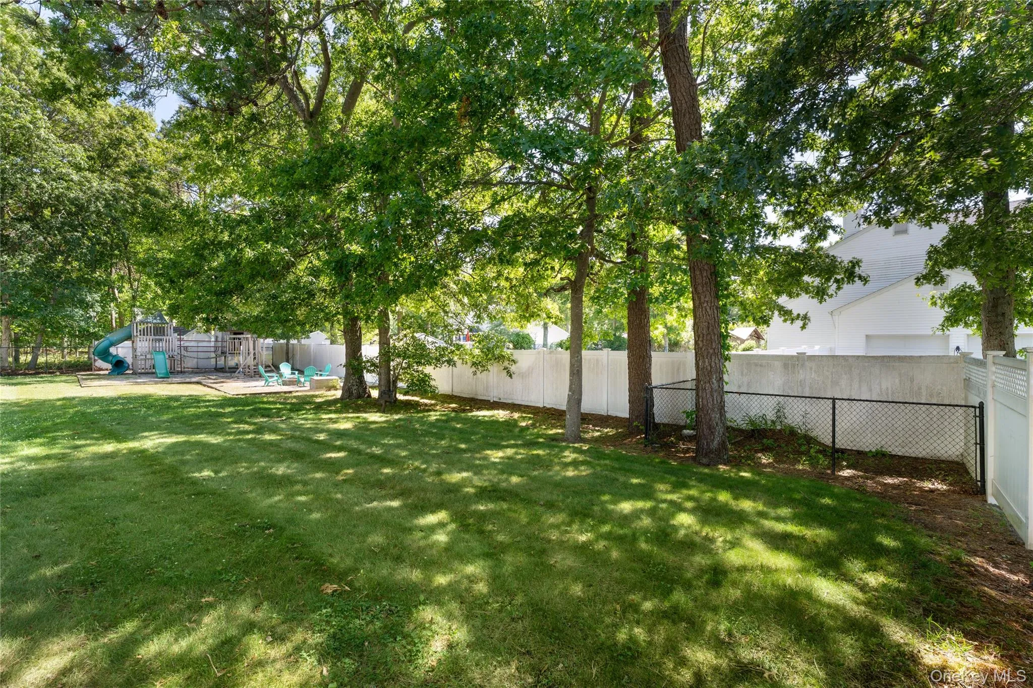 flat fenced over half acre backyard flat fenced over half acre backyard