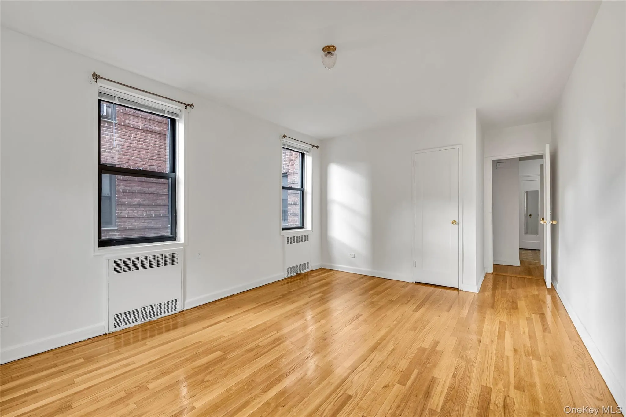 9963 66 Avenue, New York, NY, 1 Bedroom Bedrooms, 3 Rooms Rooms,1 BathroomBathrooms,Residential,For Rent,66,0,1012657 9963 66 Avenue, New York, NY, 1 Bedroom Bedrooms, 3 Rooms Rooms,1 BathroomBathrooms,Residential,For Rent,66,0,1012657