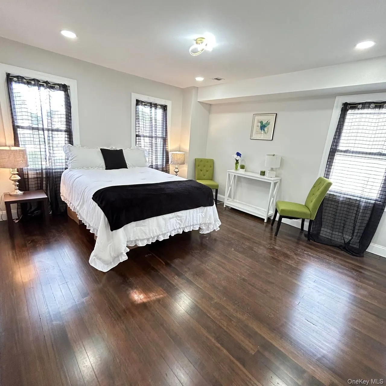 109 Leverich Street, Hempstead, NY, 4 Bedrooms Bedrooms, 11 Rooms Rooms,3 BathroomsBathrooms,Residential,For Rent,Leverich,0,1012666 109 Leverich Street, Hempstead, NY, 4 Bedrooms Bedrooms, 11 Rooms Rooms,3 BathroomsBathrooms,Residential,For Rent,Leverich,0,1012666