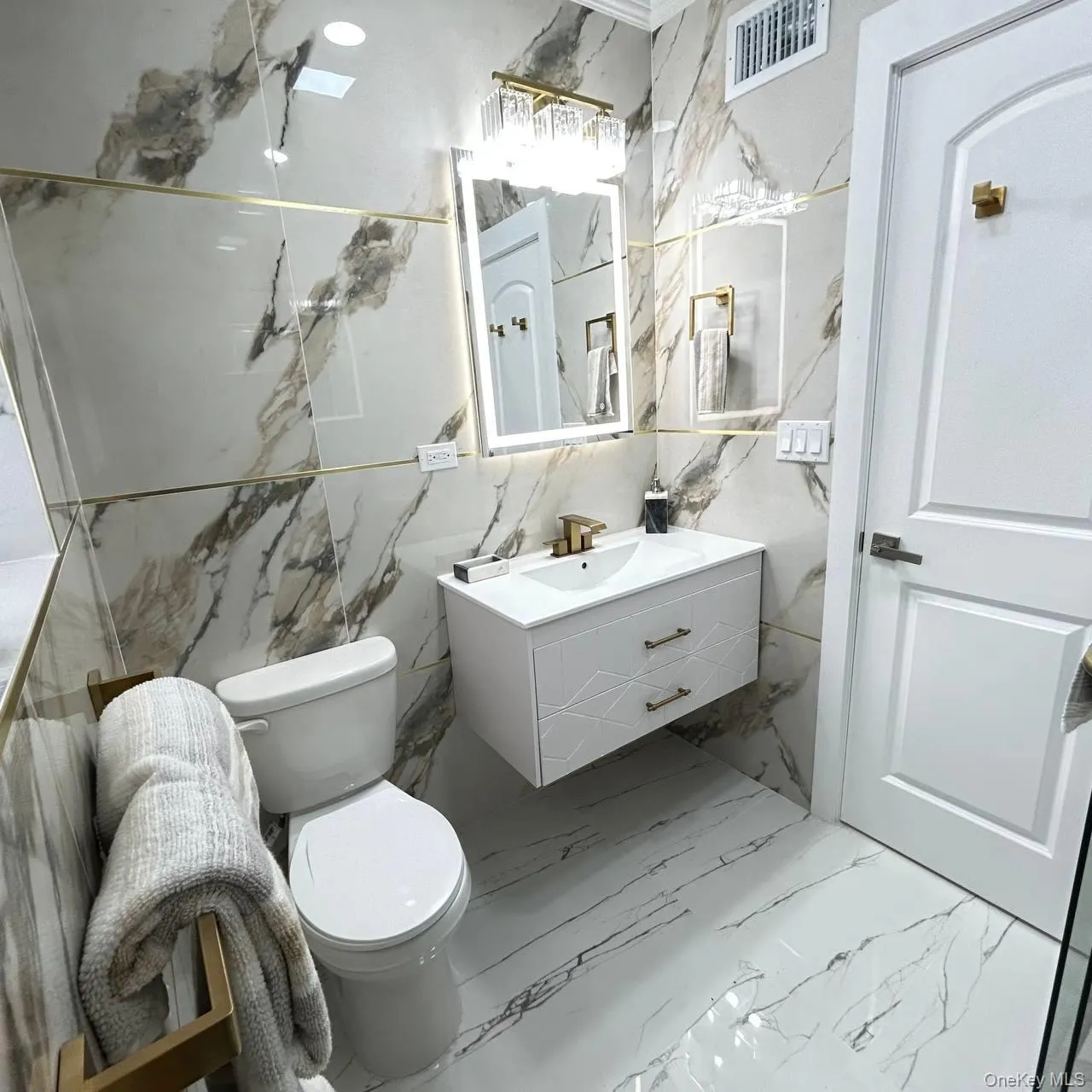 109 Leverich Street, Hempstead, NY, 4 Bedrooms Bedrooms, 11 Rooms Rooms,3 BathroomsBathrooms,Residential,For Rent,Leverich,0,1012666 109 Leverich Street, Hempstead, NY, 4 Bedrooms Bedrooms, 11 Rooms Rooms,3 BathroomsBathrooms,Residential,For Rent,Leverich,0,1012666
