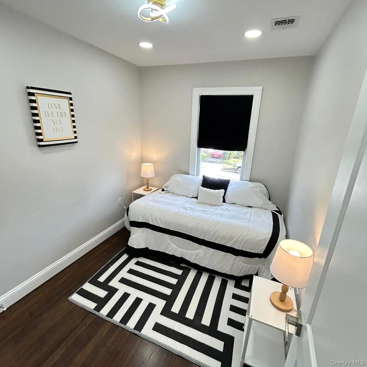 109 Leverich Street, Hempstead, NY, 4 Bedrooms Bedrooms, 11 Rooms Rooms,3 BathroomsBathrooms,Residential,For Rent,Leverich,0,1012666 109 Leverich Street, Hempstead, NY, 4 Bedrooms Bedrooms, 11 Rooms Rooms,3 BathroomsBathrooms,Residential,For Rent,Leverich,0,1012666