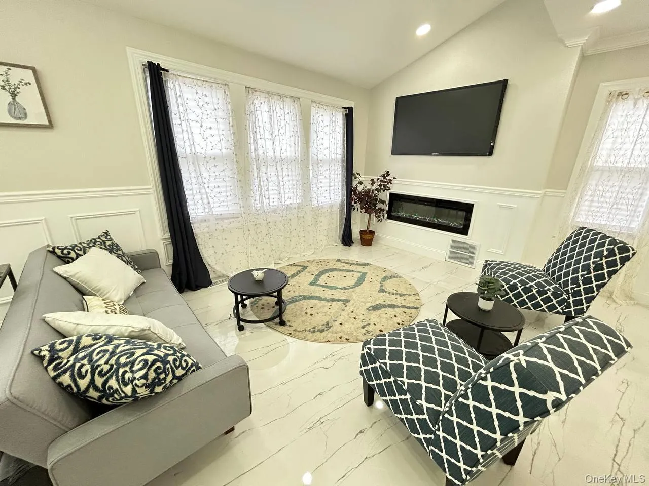 109 Leverich Street, Hempstead, NY, 4 Bedrooms Bedrooms, 11 Rooms Rooms,3 BathroomsBathrooms,Residential,For Rent,Leverich,0,1012666 109 Leverich Street, Hempstead, NY, 4 Bedrooms Bedrooms, 11 Rooms Rooms,3 BathroomsBathrooms,Residential,For Rent,Leverich,0,1012666
