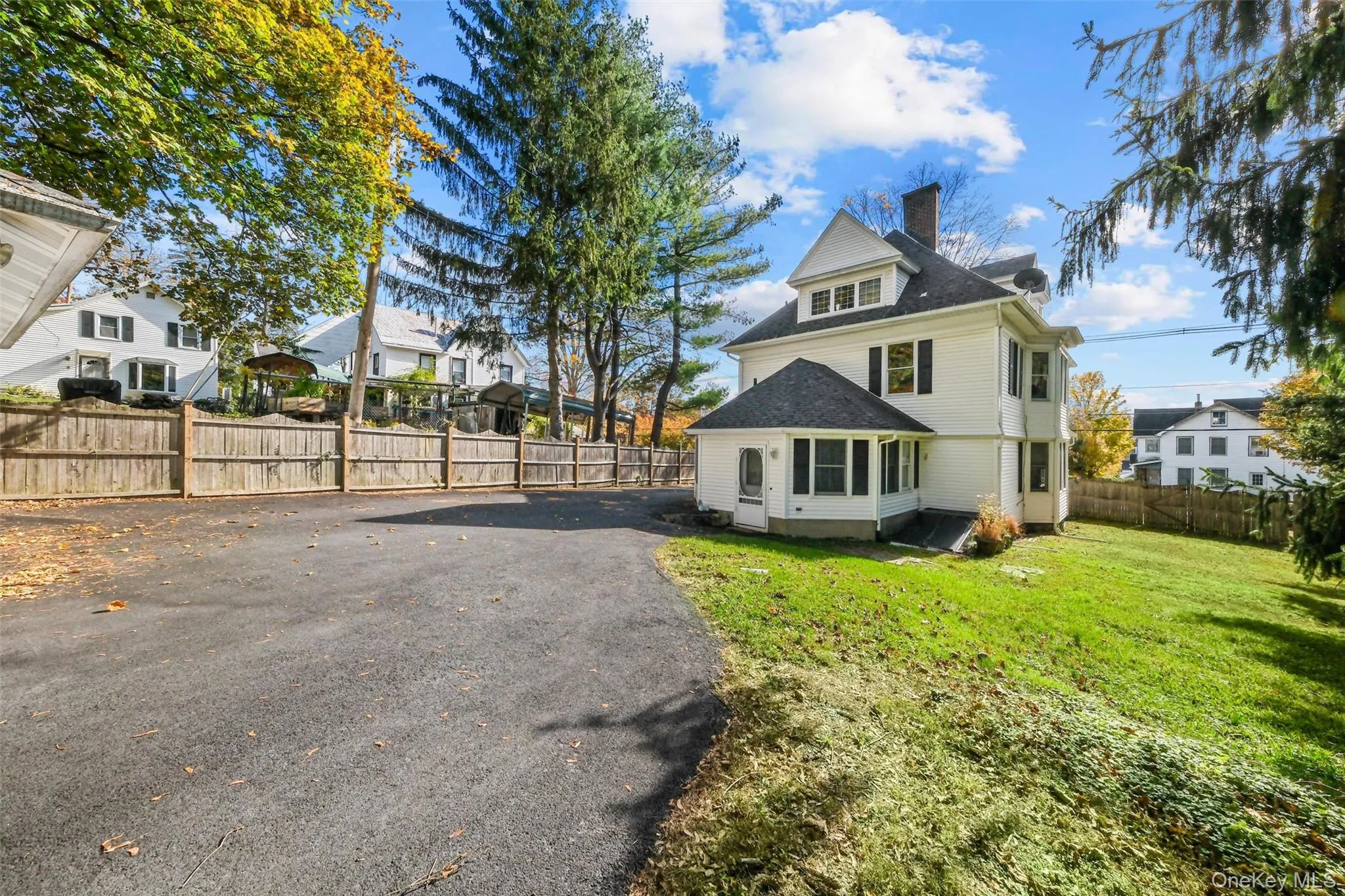 86 West Street, Warwick (town), NY, 4 Bedrooms Bedrooms, 9 Rooms Rooms,2 BathroomsBathrooms,Residential Lease,For Rent,West,0,1012671 86 West Street, Warwick (town), NY, 4 Bedrooms Bedrooms, 9 Rooms Rooms,2 BathroomsBathrooms,Residential Lease,For Rent,West,0,1012671