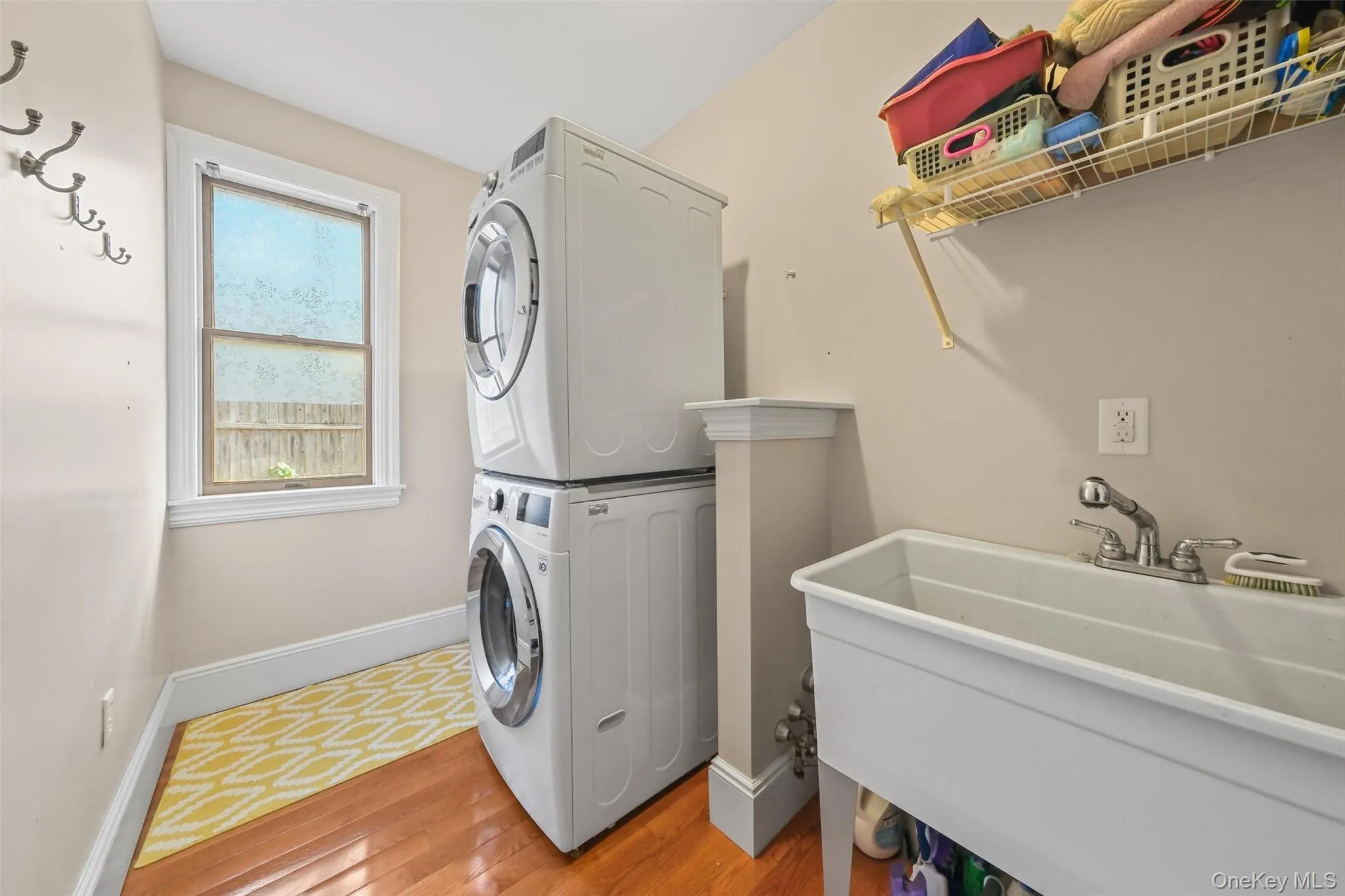 86 West Street, Warwick (town), NY, 4 Bedrooms Bedrooms, 9 Rooms Rooms,2 BathroomsBathrooms,Residential Lease,For Rent,West,0,1012671 86 West Street, Warwick (town), NY, 4 Bedrooms Bedrooms, 9 Rooms Rooms,2 BathroomsBathrooms,Residential Lease,For Rent,West,0,1012671