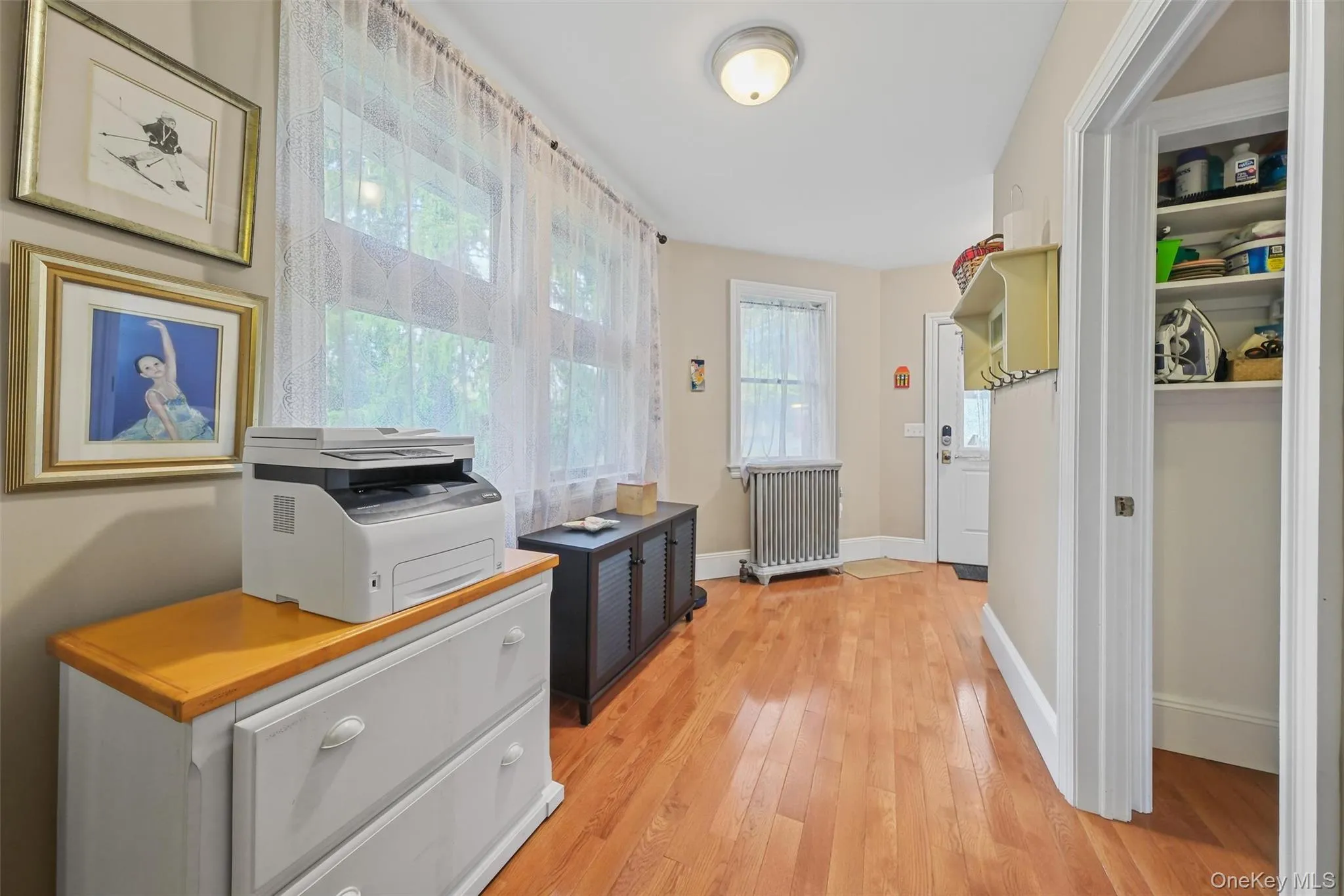 86 West Street, Warwick (town), NY, 4 Bedrooms Bedrooms, 9 Rooms Rooms,2 BathroomsBathrooms,Residential Lease,For Rent,West,0,1012671 86 West Street, Warwick (town), NY, 4 Bedrooms Bedrooms, 9 Rooms Rooms,2 BathroomsBathrooms,Residential Lease,For Rent,West,0,1012671