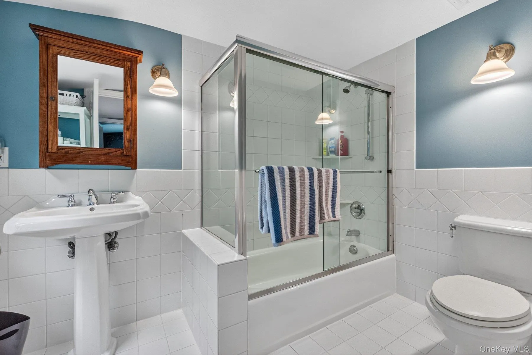 15 Glenwood Road, Clarkstown, NY, 4 Bedrooms Bedrooms, 9 Rooms Rooms,2 BathroomsBathrooms,Residential,For Rent,Glenwood,0,1012674 15 Glenwood Road, Clarkstown, NY, 4 Bedrooms Bedrooms, 9 Rooms Rooms,2 BathroomsBathrooms,Residential,For Rent,Glenwood,0,1012674