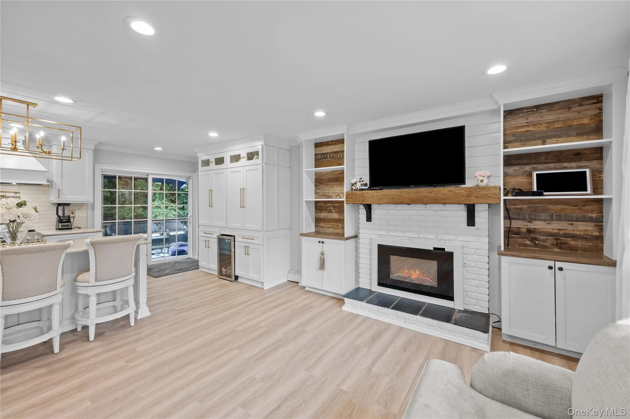 30 Marbeth Circle, Brookhaven, NY, 3 Bedrooms Bedrooms, 6 Rooms Rooms,2 BathroomsBathrooms,Residential,For Rent,Marbeth,0,1012676 30 Marbeth Circle, Brookhaven, NY, 3 Bedrooms Bedrooms, 6 Rooms Rooms,2 BathroomsBathrooms,Residential,For Rent,Marbeth,0,1012676