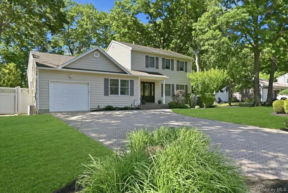 32 Scenic Hills Drive, Brookhaven, NY, 3 Bedrooms Bedrooms, 7 Rooms Rooms,1 BathroomBathrooms,Residential,For Rent,Scenic Hills,0,1012677 32 Scenic Hills Drive, Brookhaven, NY, 3 Bedrooms Bedrooms, 7 Rooms Rooms,1 BathroomBathrooms,Residential,For Rent,Scenic Hills,0,1012677