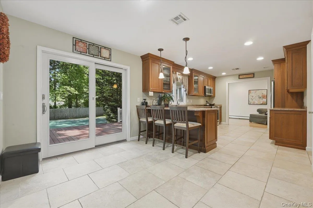 32 Scenic Hills Drive, Brookhaven, NY, 3 Bedrooms Bedrooms, 7 Rooms Rooms,1 BathroomBathrooms,Residential,For Rent,Scenic Hills,0,1012677 32 Scenic Hills Drive, Brookhaven, NY, 3 Bedrooms Bedrooms, 7 Rooms Rooms,1 BathroomBathrooms,Residential,For Rent,Scenic Hills,0,1012677