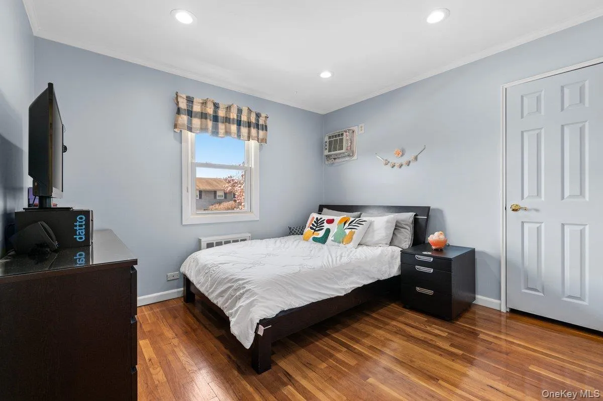 20 Pickwick Drive, Oyster Bay, NY, 3 Bedrooms Bedrooms, 7 Rooms Rooms,2 BathroomsBathrooms,Residential Lease,For Rent,Pickwick,0,1012681 20 Pickwick Drive, Oyster Bay, NY, 3 Bedrooms Bedrooms, 7 Rooms Rooms,2 BathroomsBathrooms,Residential Lease,For Rent,Pickwick,0,1012681