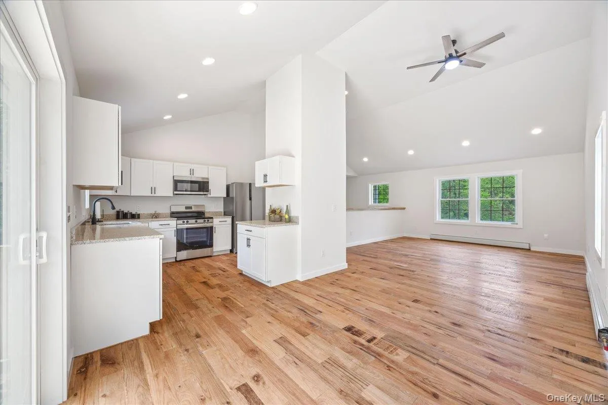 3368 State Route 208, Hamptonburgh, NY, 3 Bedrooms Bedrooms, 9 Rooms Rooms,2 BathroomsBathrooms,Residential,For Rent,State Route 208,0,1012682 3368 State Route 208, Hamptonburgh, NY, 3 Bedrooms Bedrooms, 9 Rooms Rooms,2 BathroomsBathrooms,Residential,For Rent,State Route 208,0,1012682