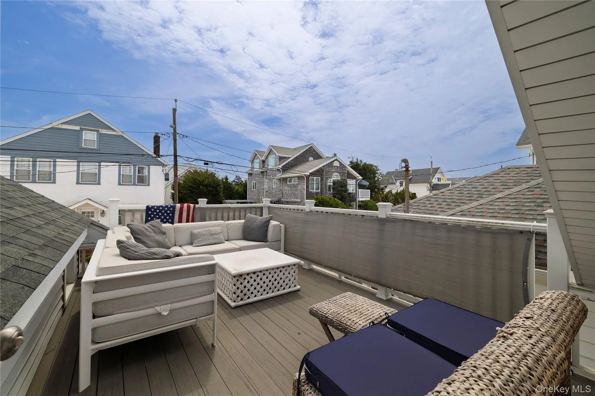 Trex Deck for Relaxing after Beach Trex Deck for Relaxing after Beach