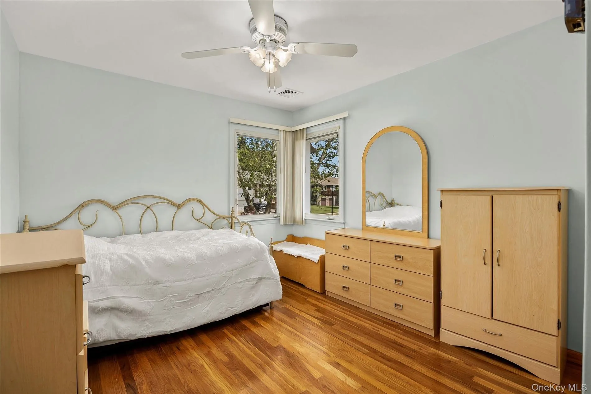 228 Robby Lane, North Hempstead, NY, 4 Bedrooms Bedrooms, 9 Rooms Rooms,3 BathroomsBathrooms,Residential,For Rent,Robby,0,1012692 228 Robby Lane, North Hempstead, NY, 4 Bedrooms Bedrooms, 9 Rooms Rooms,3 BathroomsBathrooms,Residential,For Rent,Robby,0,1012692