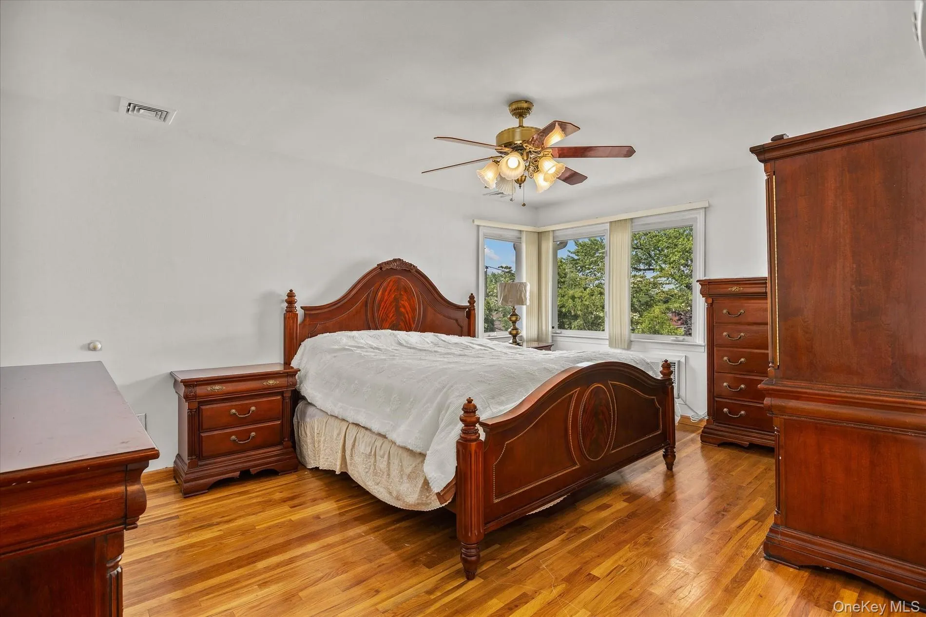 228 Robby Lane, North Hempstead, NY, 4 Bedrooms Bedrooms, 9 Rooms Rooms,3 BathroomsBathrooms,Residential,For Rent,Robby,0,1012692 228 Robby Lane, North Hempstead, NY, 4 Bedrooms Bedrooms, 9 Rooms Rooms,3 BathroomsBathrooms,Residential,For Rent,Robby,0,1012692