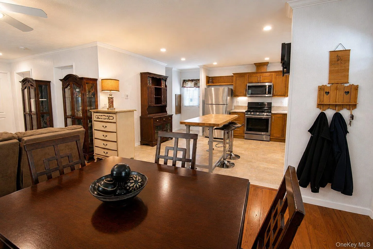 575 Creek Road, Hyde Park, NY, 2 Bedrooms Bedrooms, 6 Rooms Rooms,2 BathroomsBathrooms,Residential,For Rent,Creek,0,1012693 575 Creek Road, Hyde Park, NY, 2 Bedrooms Bedrooms, 6 Rooms Rooms,2 BathroomsBathrooms,Residential,For Rent,Creek,0,1012693