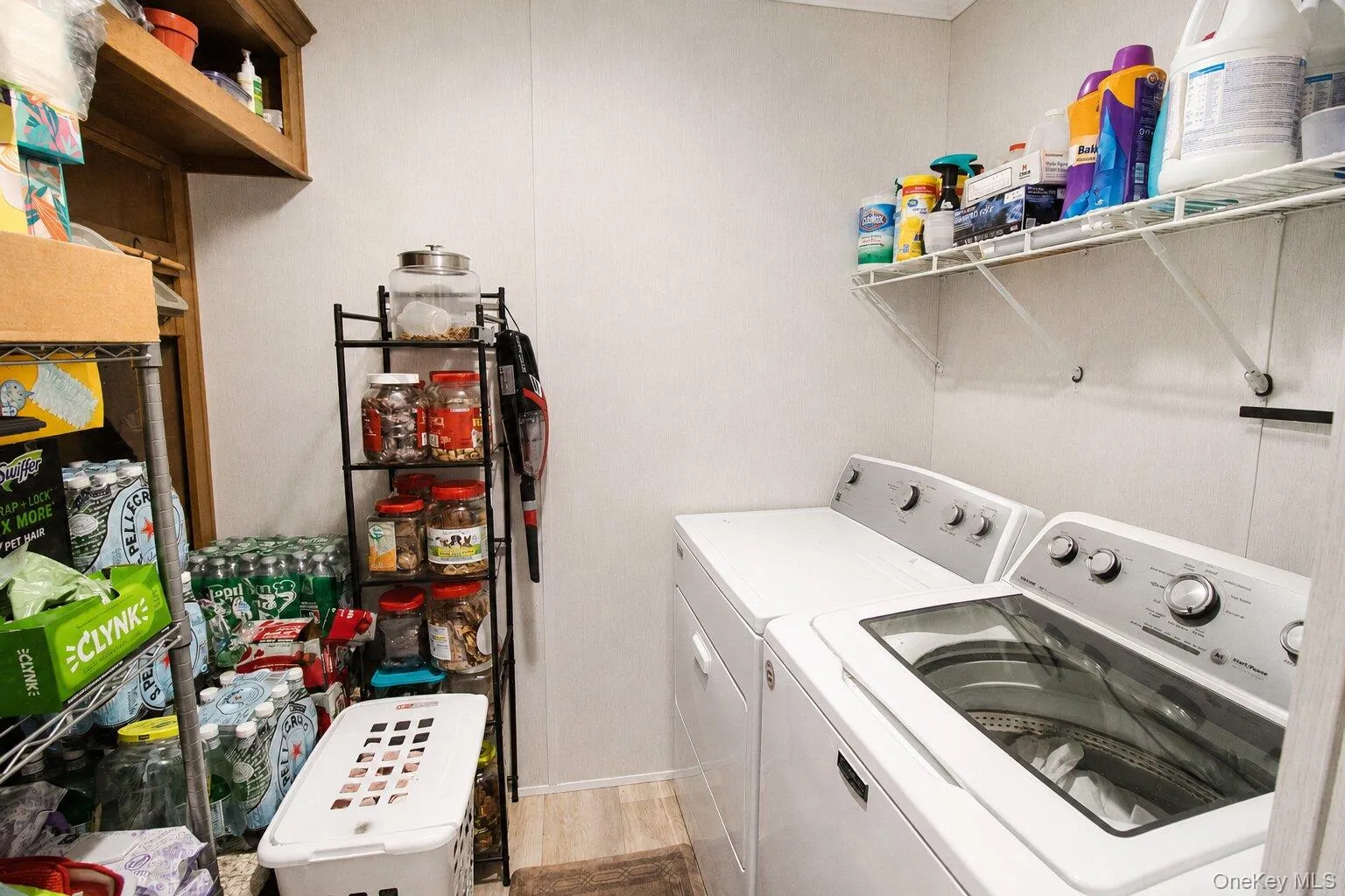 575 Creek Road, Hyde Park, NY, 2 Bedrooms Bedrooms, 6 Rooms Rooms,2 BathroomsBathrooms,Residential,For Rent,Creek,0,1012693 575 Creek Road, Hyde Park, NY, 2 Bedrooms Bedrooms, 6 Rooms Rooms,2 BathroomsBathrooms,Residential,For Rent,Creek,0,1012693