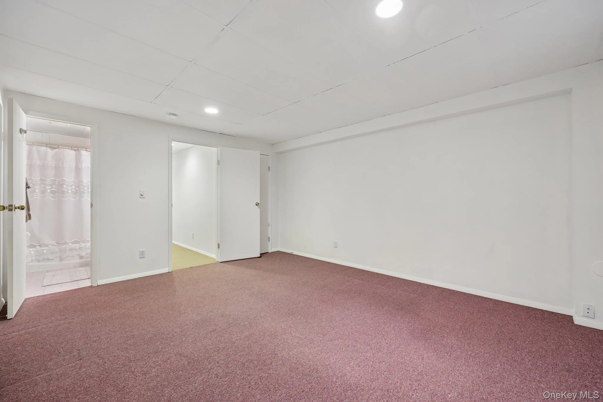 42 Apex Drive, Brookhaven, NY, 3 Bedrooms Bedrooms, 6 Rooms Rooms,2 BathroomsBathrooms,Residential,For Rent,Apex,0,1012698 42 Apex Drive, Brookhaven, NY, 3 Bedrooms Bedrooms, 6 Rooms Rooms,2 BathroomsBathrooms,Residential,For Rent,Apex,0,1012698