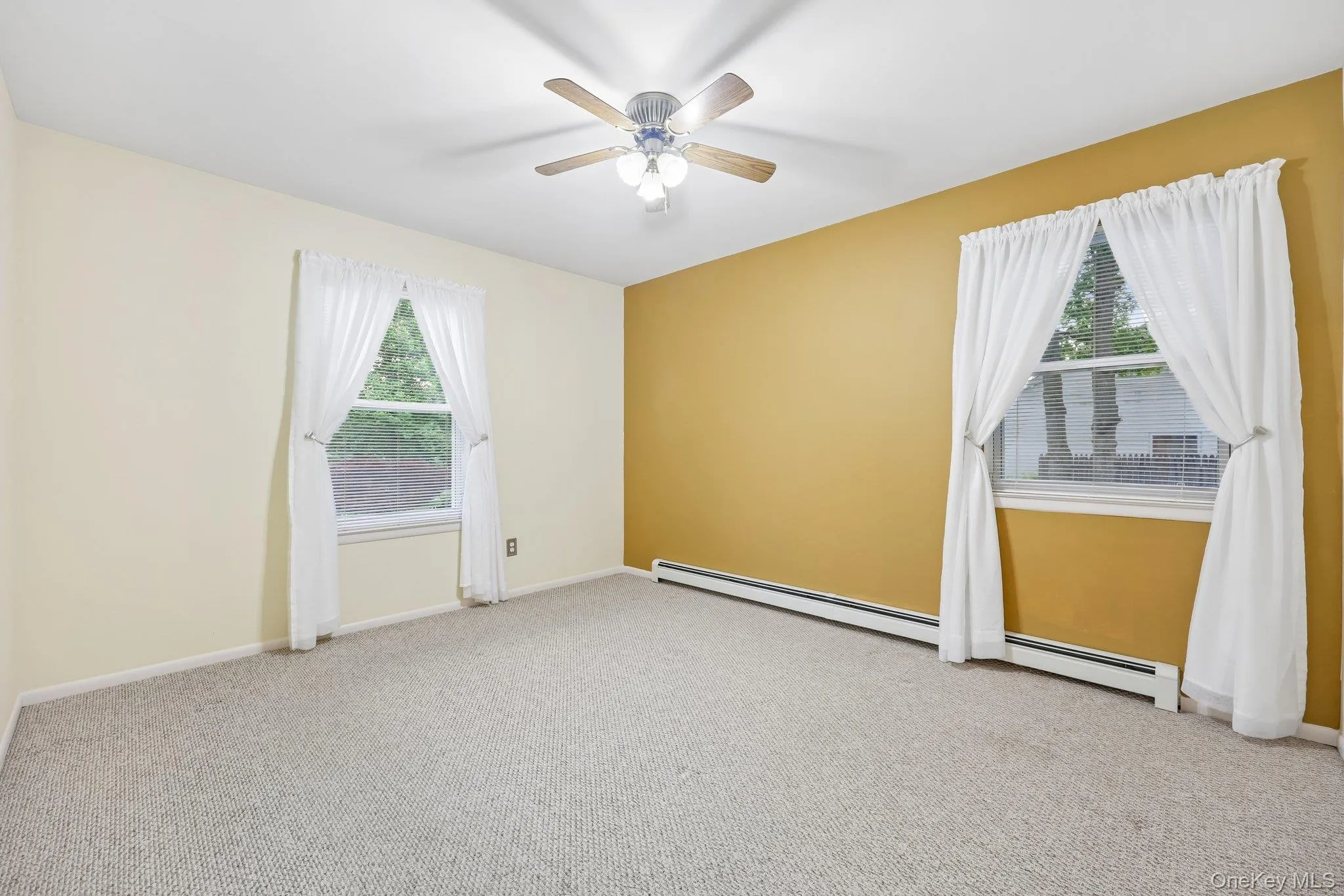 42 Apex Drive, Brookhaven, NY, 3 Bedrooms Bedrooms, 6 Rooms Rooms,2 BathroomsBathrooms,Residential,For Rent,Apex,0,1012698 42 Apex Drive, Brookhaven, NY, 3 Bedrooms Bedrooms, 6 Rooms Rooms,2 BathroomsBathrooms,Residential,For Rent,Apex,0,1012698