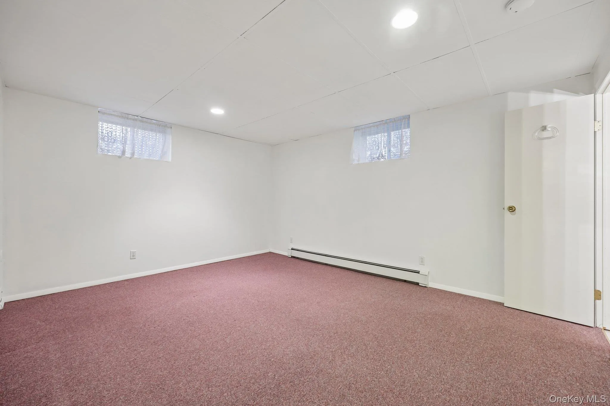 42 Apex Drive, Brookhaven, NY, 3 Bedrooms Bedrooms, 6 Rooms Rooms,2 BathroomsBathrooms,Residential,For Rent,Apex,0,1012698 42 Apex Drive, Brookhaven, NY, 3 Bedrooms Bedrooms, 6 Rooms Rooms,2 BathroomsBathrooms,Residential,For Rent,Apex,0,1012698