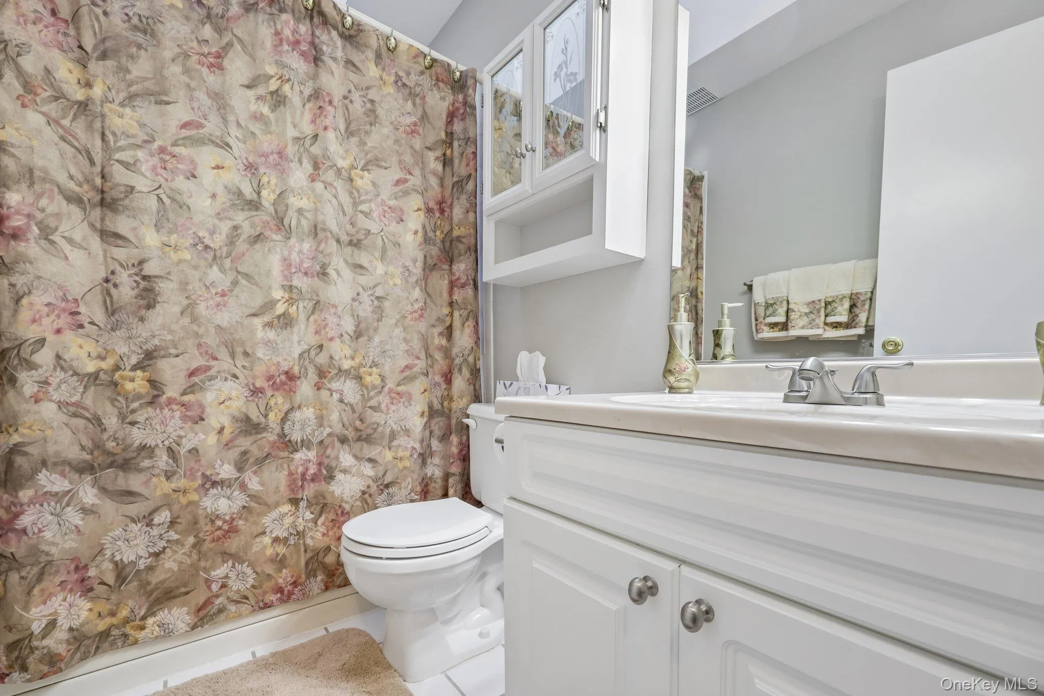42 Apex Drive, Brookhaven, NY, 3 Bedrooms Bedrooms, 6 Rooms Rooms,2 BathroomsBathrooms,Residential,For Rent,Apex,0,1012698 42 Apex Drive, Brookhaven, NY, 3 Bedrooms Bedrooms, 6 Rooms Rooms,2 BathroomsBathrooms,Residential,For Rent,Apex,0,1012698