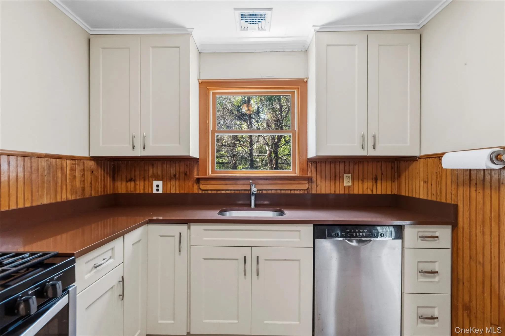 16 Ocean Avenue, Brookhaven, NY, 2 Bedrooms Bedrooms, 6 Rooms Rooms,2 BathroomsBathrooms,Residential,For Rent,Ocean,0,1012700 16 Ocean Avenue, Brookhaven, NY, 2 Bedrooms Bedrooms, 6 Rooms Rooms,2 BathroomsBathrooms,Residential,For Rent,Ocean,0,1012700