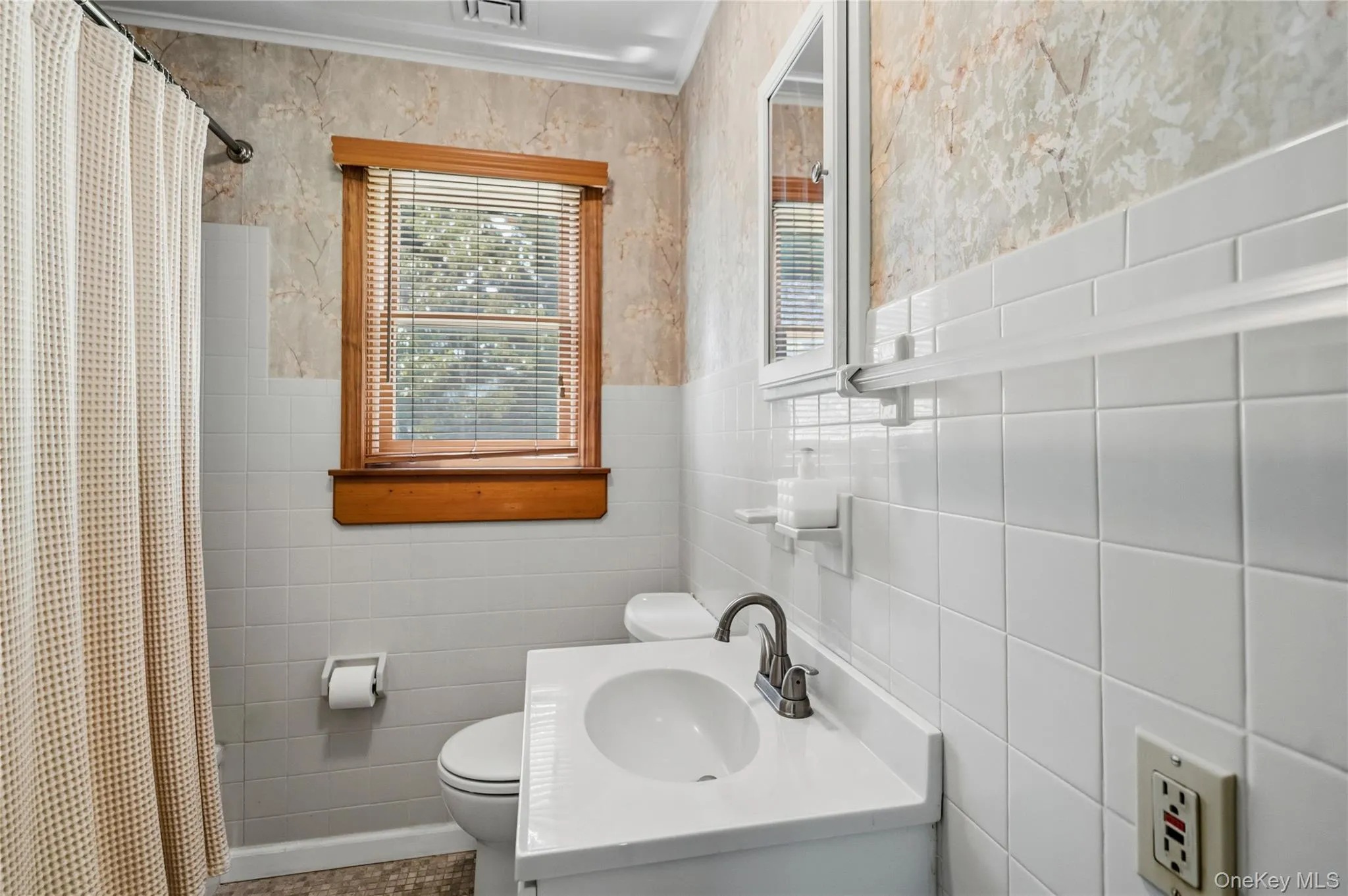 16 Ocean Avenue, Brookhaven, NY, 2 Bedrooms Bedrooms, 6 Rooms Rooms,2 BathroomsBathrooms,Residential,For Rent,Ocean,0,1012700 16 Ocean Avenue, Brookhaven, NY, 2 Bedrooms Bedrooms, 6 Rooms Rooms,2 BathroomsBathrooms,Residential,For Rent,Ocean,0,1012700