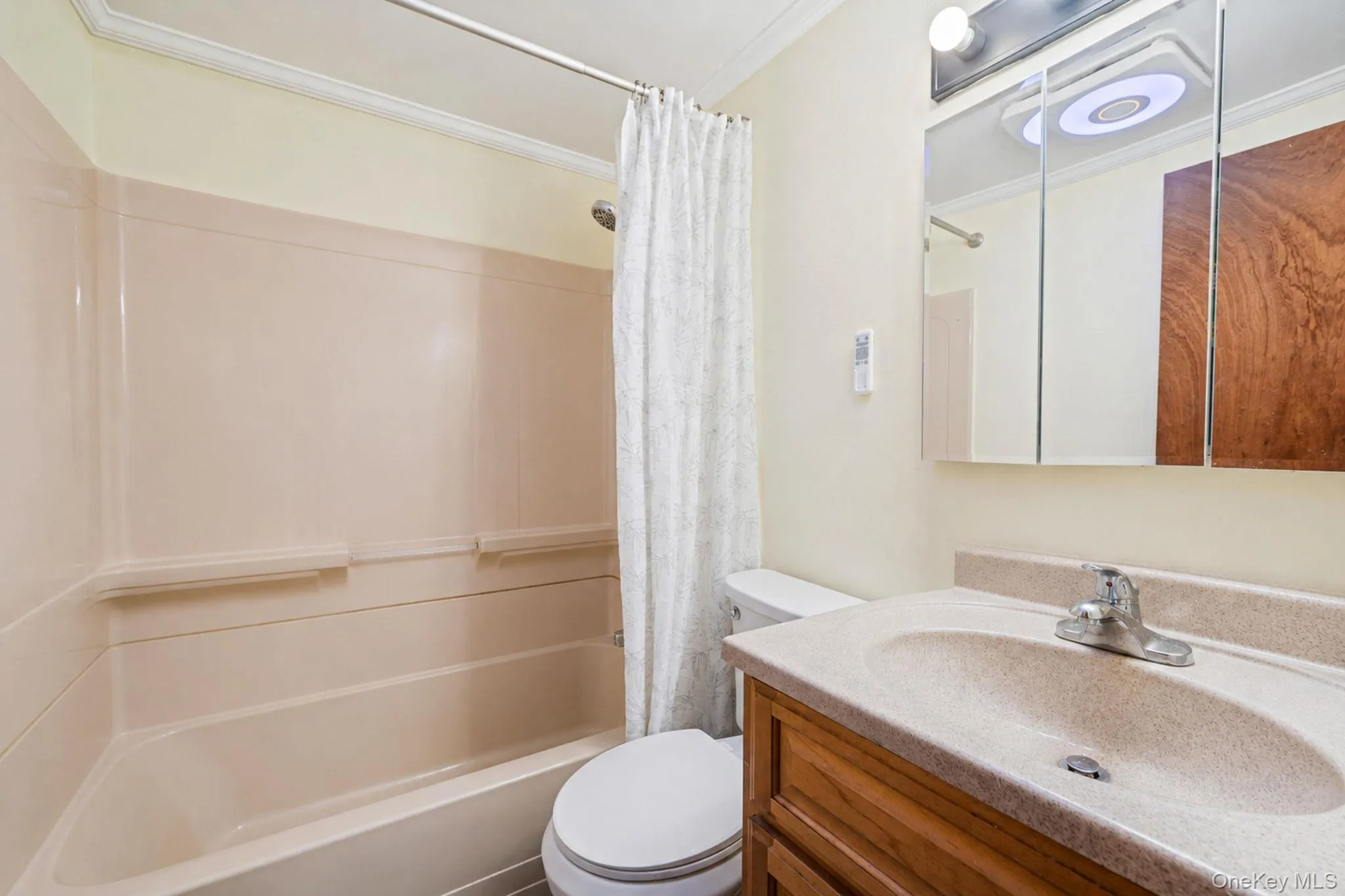 535 Outlook Avenue, West Babylon, NY, 3 Bedrooms Bedrooms, 5 Rooms Rooms,1 BathroomBathrooms,Residential,For Rent,Outlook,0,1012701 535 Outlook Avenue, West Babylon, NY, 3 Bedrooms Bedrooms, 5 Rooms Rooms,1 BathroomBathrooms,Residential,For Rent,Outlook,0,1012701