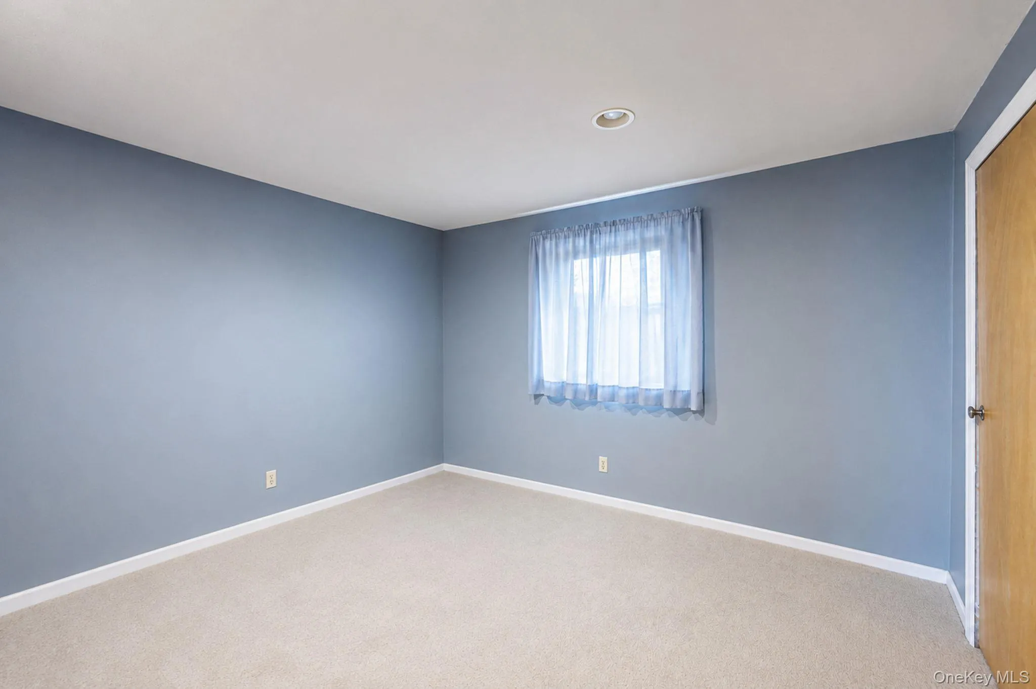535 Outlook Avenue, West Babylon, NY, 3 Bedrooms Bedrooms, 5 Rooms Rooms,1 BathroomBathrooms,Residential,For Rent,Outlook,0,1012701 535 Outlook Avenue, West Babylon, NY, 3 Bedrooms Bedrooms, 5 Rooms Rooms,1 BathroomBathrooms,Residential,For Rent,Outlook,0,1012701