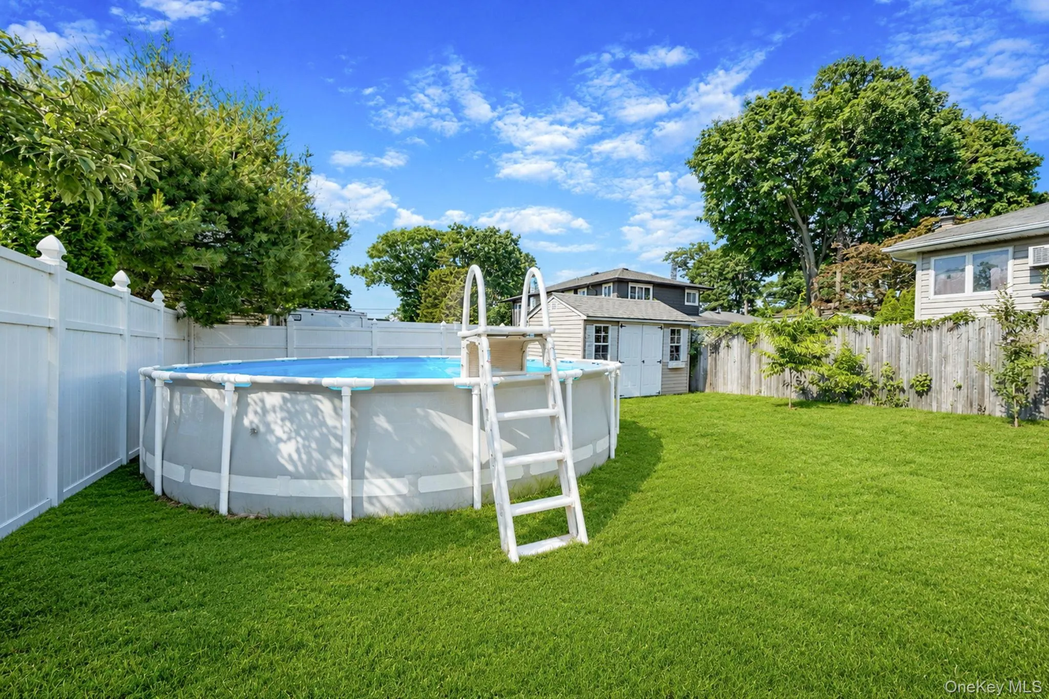535 Outlook Avenue, West Babylon, NY, 3 Bedrooms Bedrooms, 5 Rooms Rooms,1 BathroomBathrooms,Residential,For Rent,Outlook,0,1012701 535 Outlook Avenue, West Babylon, NY, 3 Bedrooms Bedrooms, 5 Rooms Rooms,1 BathroomBathrooms,Residential,For Rent,Outlook,0,1012701