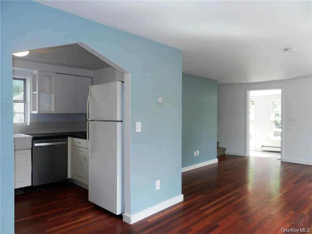 51 Kings Ferry Road, Cortlandt, NY, 2 Bedrooms Bedrooms, 4 Rooms Rooms,1 BathroomBathrooms,Residential Lease,For Rent,Kings Ferry,0,KEY1012707 51 Kings Ferry Road, Cortlandt, NY, 2 Bedrooms Bedrooms, 4 Rooms Rooms,1 BathroomBathrooms,Residential Lease,For Rent,Kings Ferry,0,KEY1012707
