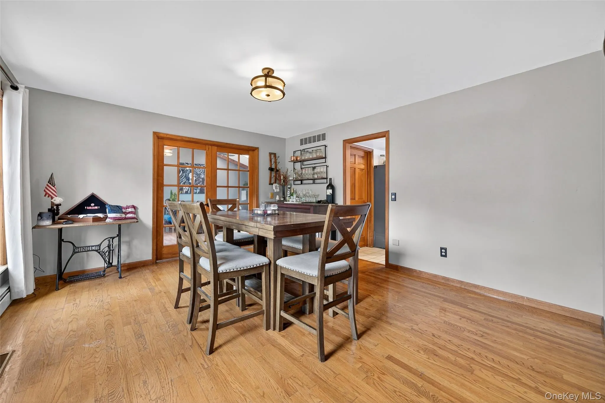 214 Du Bois, Gardiner, NY, 3 Bedrooms Bedrooms, 9 Rooms Rooms,2 BathroomsBathrooms,Residential,For Rent,Du Bois,0,1012708 214 Du Bois, Gardiner, NY, 3 Bedrooms Bedrooms, 9 Rooms Rooms,2 BathroomsBathrooms,Residential,For Rent,Du Bois,0,1012708