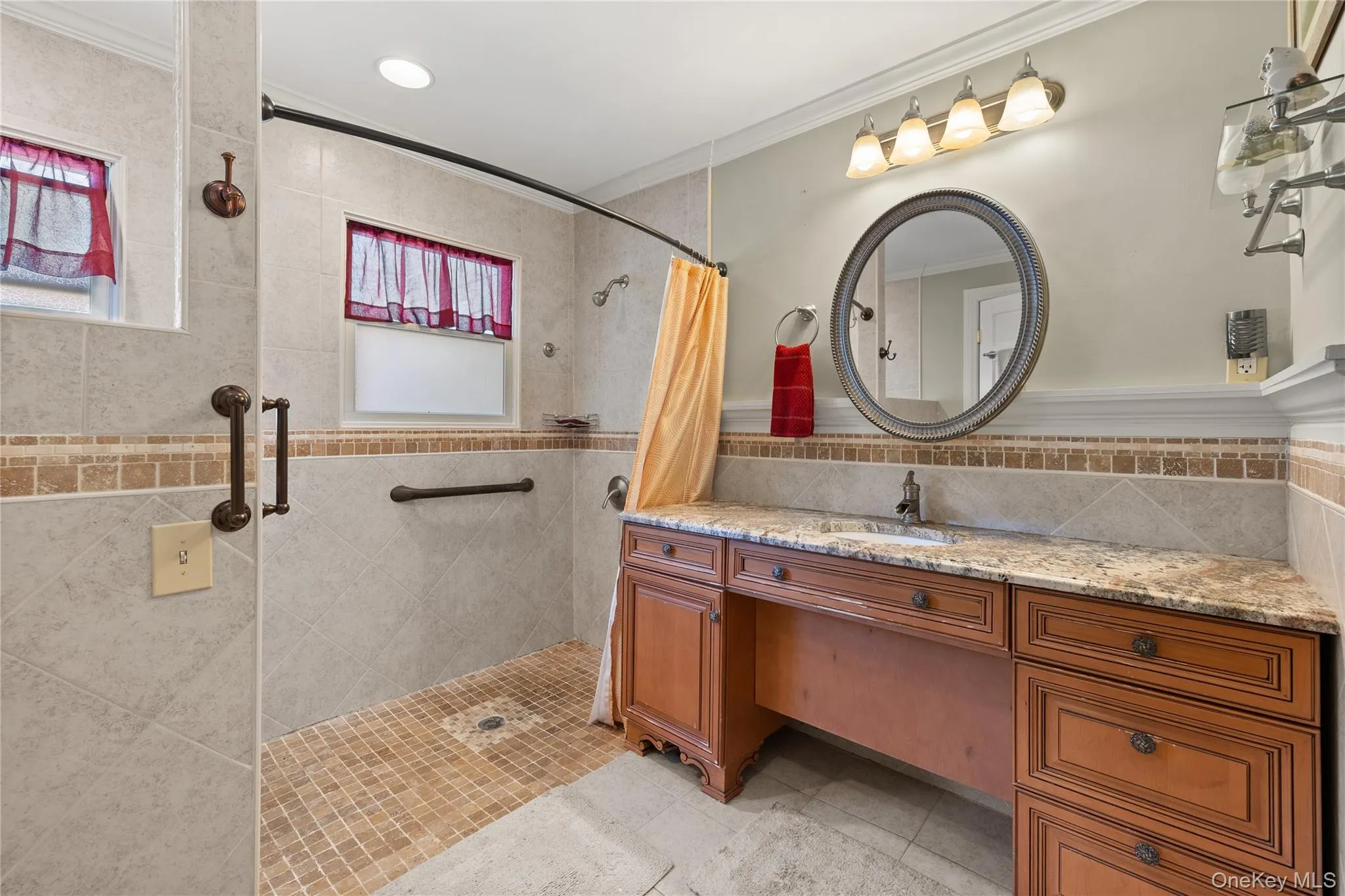 Full Bath Full Bath