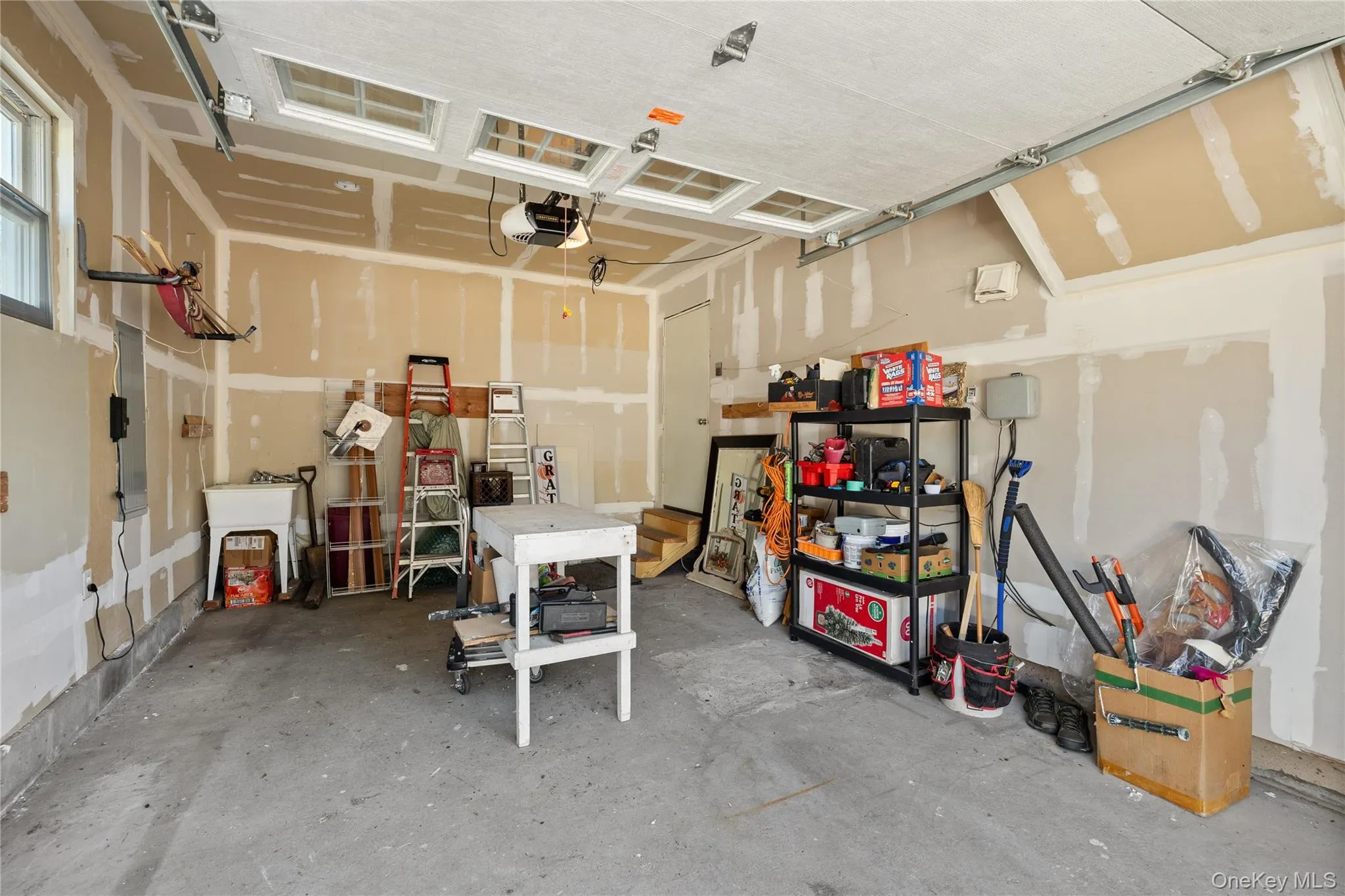 Garage Garage