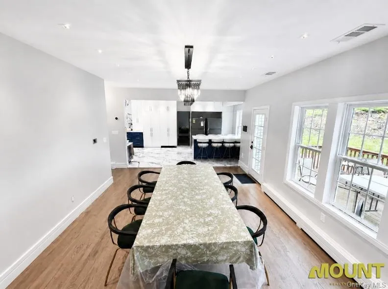 14 Apple Hill Drive, Woodbury, NY, 4 Bedrooms Bedrooms, 7 Rooms Rooms,3 BathroomsBathrooms,Residential,For Rent,Apple Hill,0,KEY1012714 14 Apple Hill Drive, Woodbury, NY, 4 Bedrooms Bedrooms, 7 Rooms Rooms,3 BathroomsBathrooms,Residential,For Rent,Apple Hill,0,KEY1012714