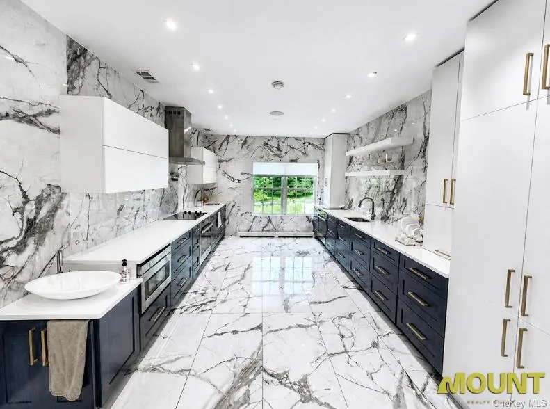 14 Apple Hill Drive, Woodbury, NY, 4 Bedrooms Bedrooms, 7 Rooms Rooms,3 BathroomsBathrooms,Residential,For Rent,Apple Hill,0,KEY1012714 14 Apple Hill Drive, Woodbury, NY, 4 Bedrooms Bedrooms, 7 Rooms Rooms,3 BathroomsBathrooms,Residential,For Rent,Apple Hill,0,KEY1012714