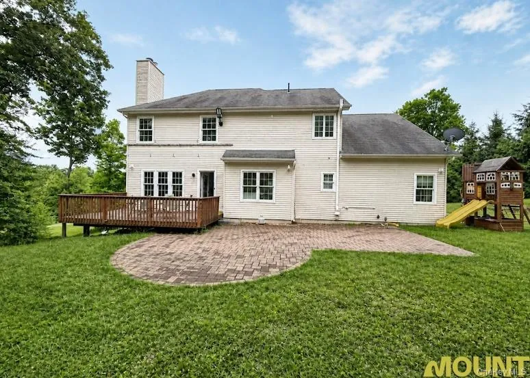 14 Apple Hill Drive, Woodbury, NY, 4 Bedrooms Bedrooms, 7 Rooms Rooms,3 BathroomsBathrooms,Residential,For Rent,Apple Hill,0,KEY1012714 14 Apple Hill Drive, Woodbury, NY, 4 Bedrooms Bedrooms, 7 Rooms Rooms,3 BathroomsBathrooms,Residential,For Rent,Apple Hill,0,KEY1012714