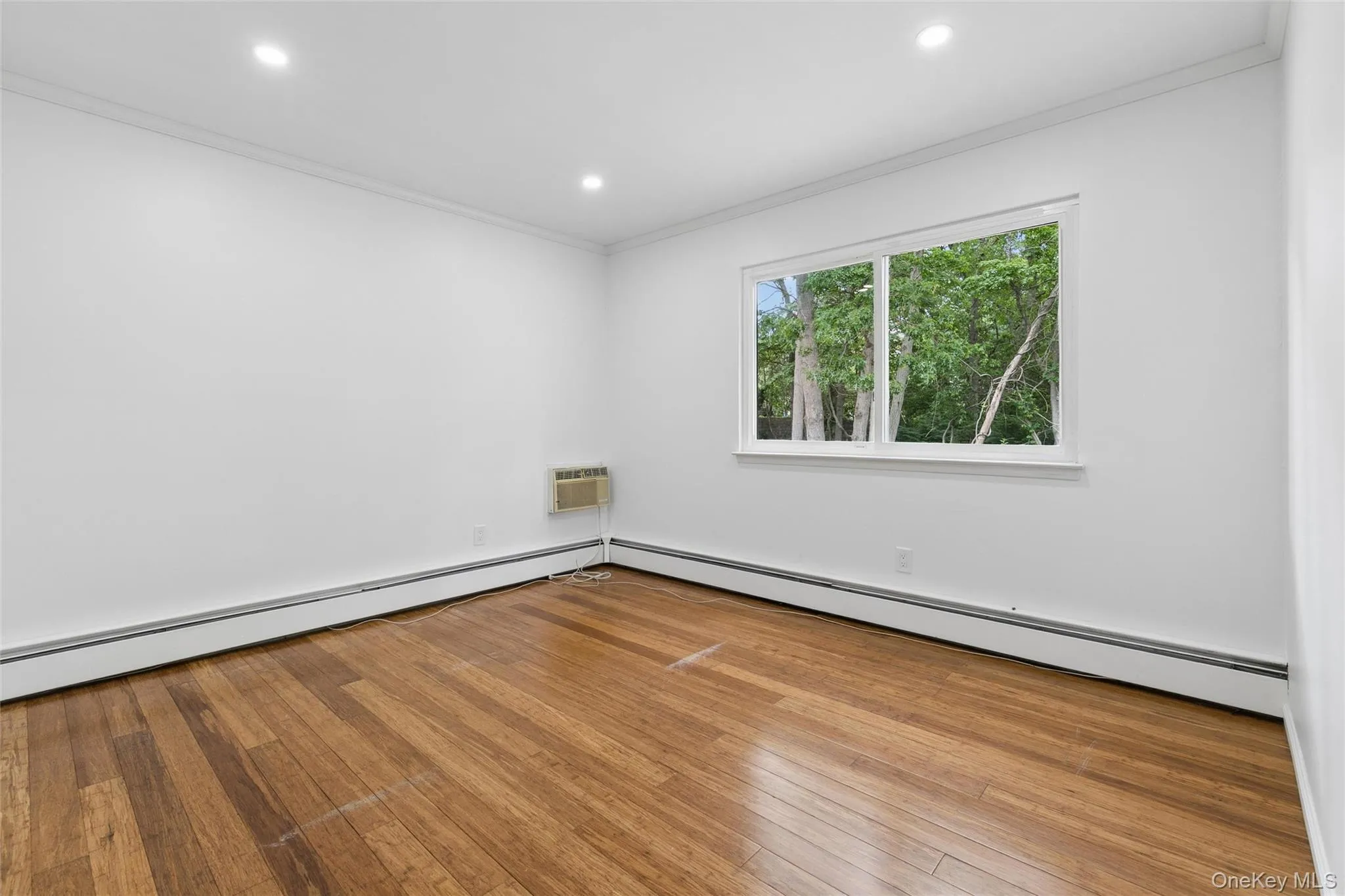 19 Nixon Street, Brookhaven, NY, 5 Bedrooms Bedrooms, 14 Rooms Rooms,3 BathroomsBathrooms,Residential,For Rent,Nixon,0,1012715 19 Nixon Street, Brookhaven, NY, 5 Bedrooms Bedrooms, 14 Rooms Rooms,3 BathroomsBathrooms,Residential,For Rent,Nixon,0,1012715