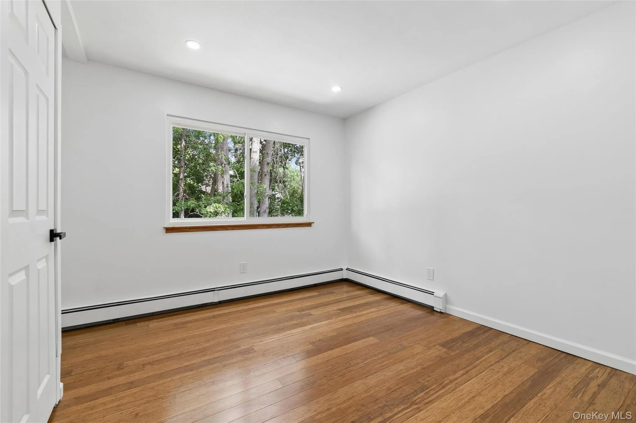 19 Nixon Street, Brookhaven, NY, 5 Bedrooms Bedrooms, 14 Rooms Rooms,3 BathroomsBathrooms,Residential,For Rent,Nixon,0,1012715 19 Nixon Street, Brookhaven, NY, 5 Bedrooms Bedrooms, 14 Rooms Rooms,3 BathroomsBathrooms,Residential,For Rent,Nixon,0,1012715