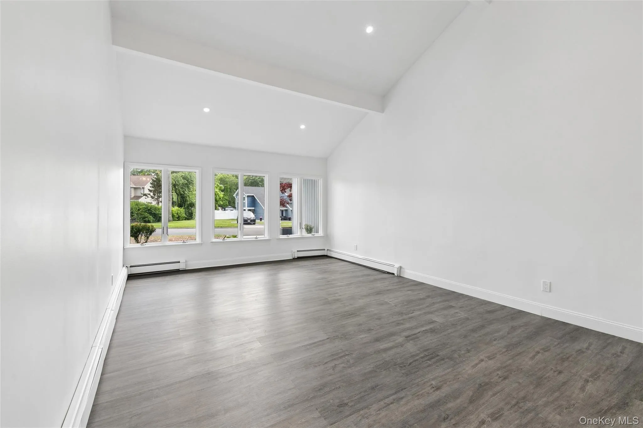 19 Nixon Street, Brookhaven, NY, 5 Bedrooms Bedrooms, 14 Rooms Rooms,3 BathroomsBathrooms,Residential,For Rent,Nixon,0,1012715 19 Nixon Street, Brookhaven, NY, 5 Bedrooms Bedrooms, 14 Rooms Rooms,3 BathroomsBathrooms,Residential,For Rent,Nixon,0,1012715