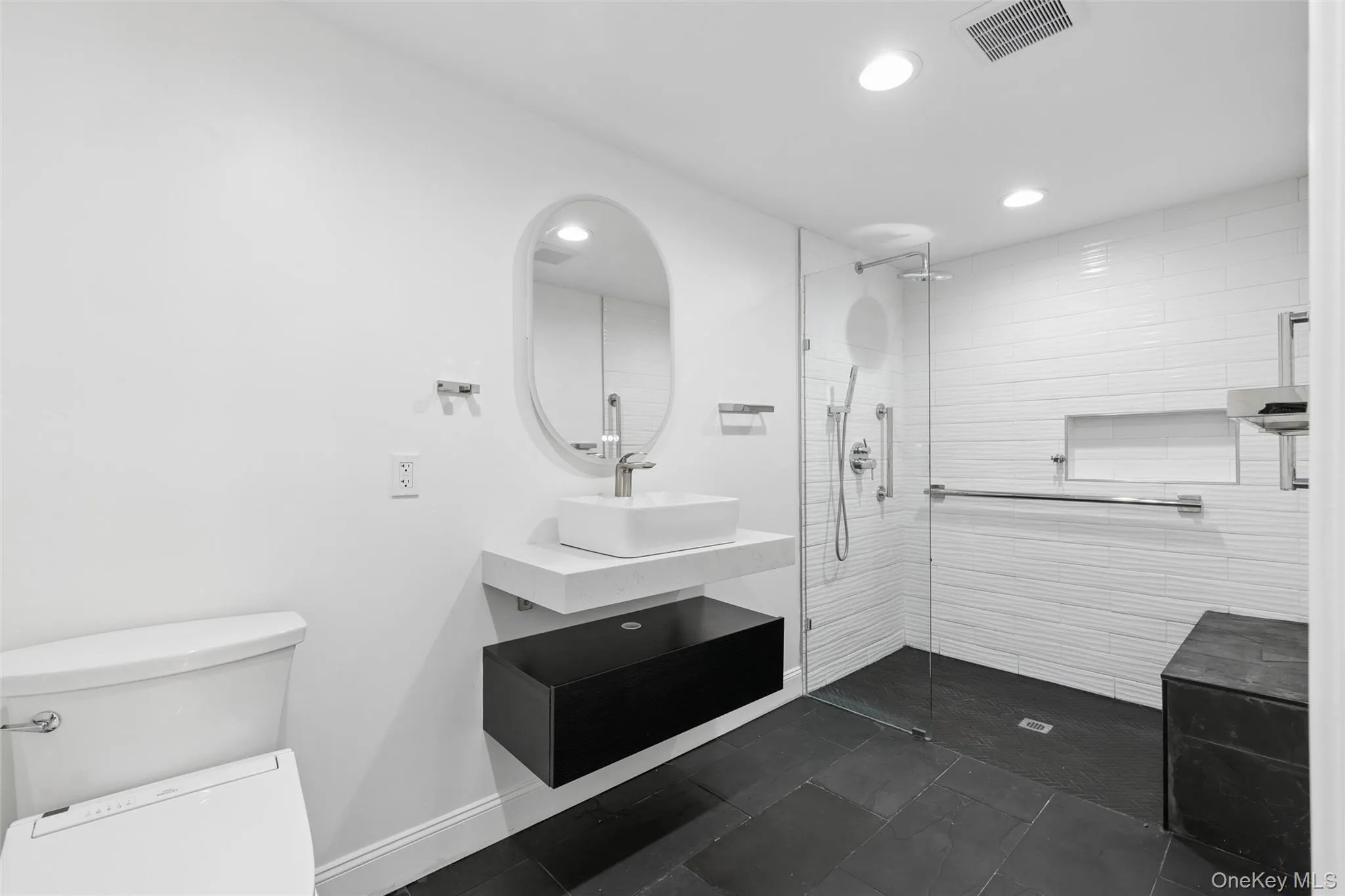 19 Nixon Street, Brookhaven, NY, 5 Bedrooms Bedrooms, 14 Rooms Rooms,3 BathroomsBathrooms,Residential,For Rent,Nixon,0,1012715 19 Nixon Street, Brookhaven, NY, 5 Bedrooms Bedrooms, 14 Rooms Rooms,3 BathroomsBathrooms,Residential,For Rent,Nixon,0,1012715