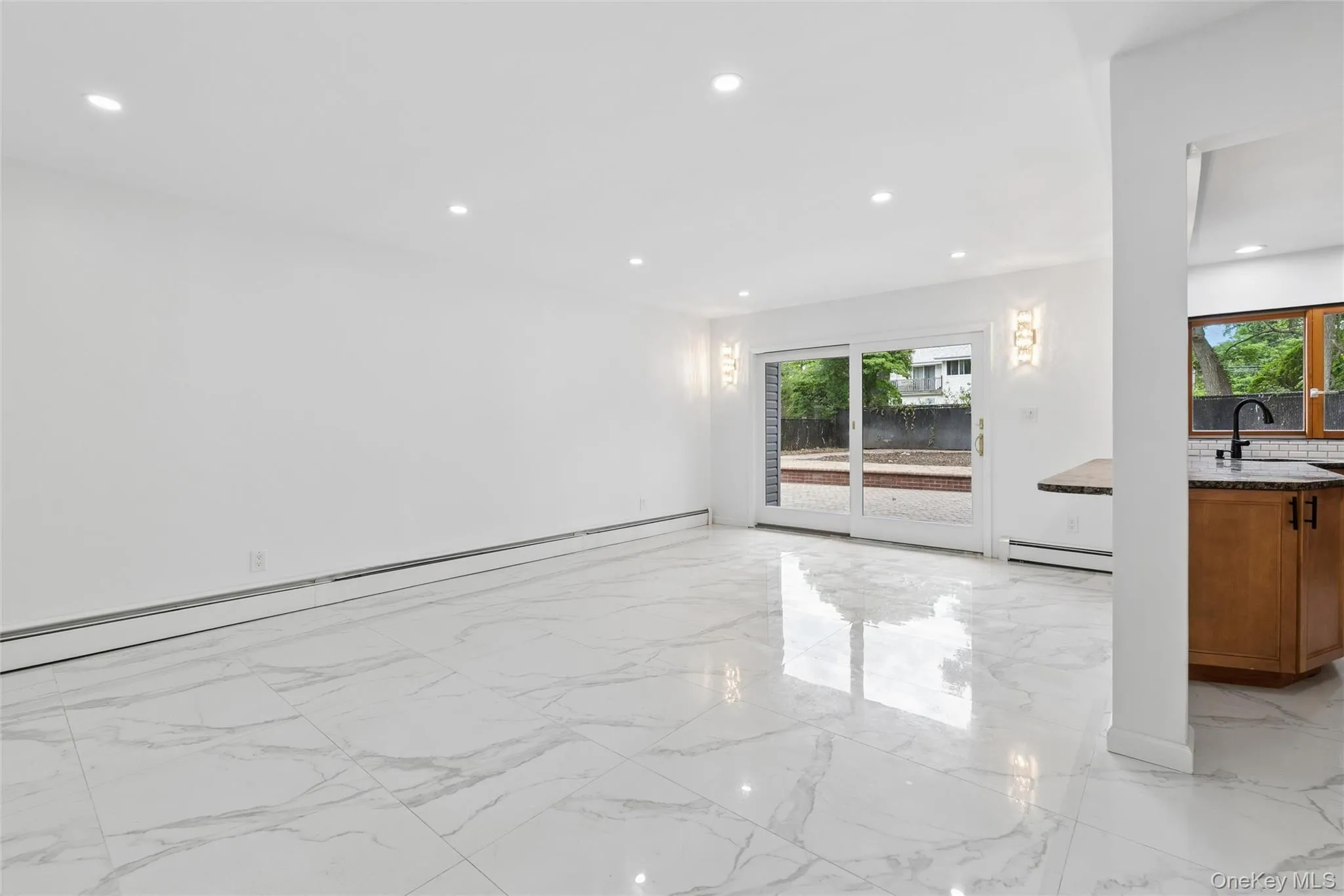 19 Nixon Street, Brookhaven, NY, 5 Bedrooms Bedrooms, 14 Rooms Rooms,3 BathroomsBathrooms,Residential,For Rent,Nixon,0,1012715 19 Nixon Street, Brookhaven, NY, 5 Bedrooms Bedrooms, 14 Rooms Rooms,3 BathroomsBathrooms,Residential,For Rent,Nixon,0,1012715